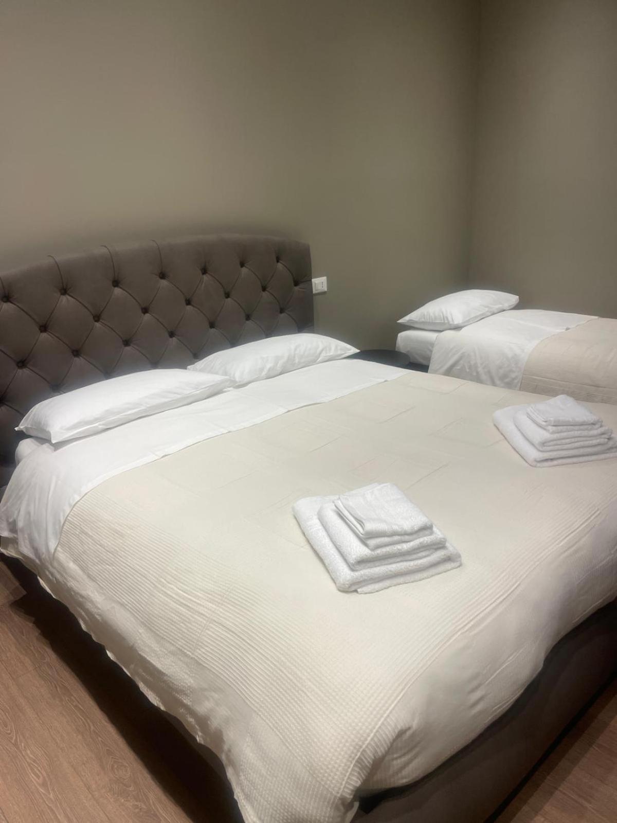 Triple Room with Private Bathroom photo 2