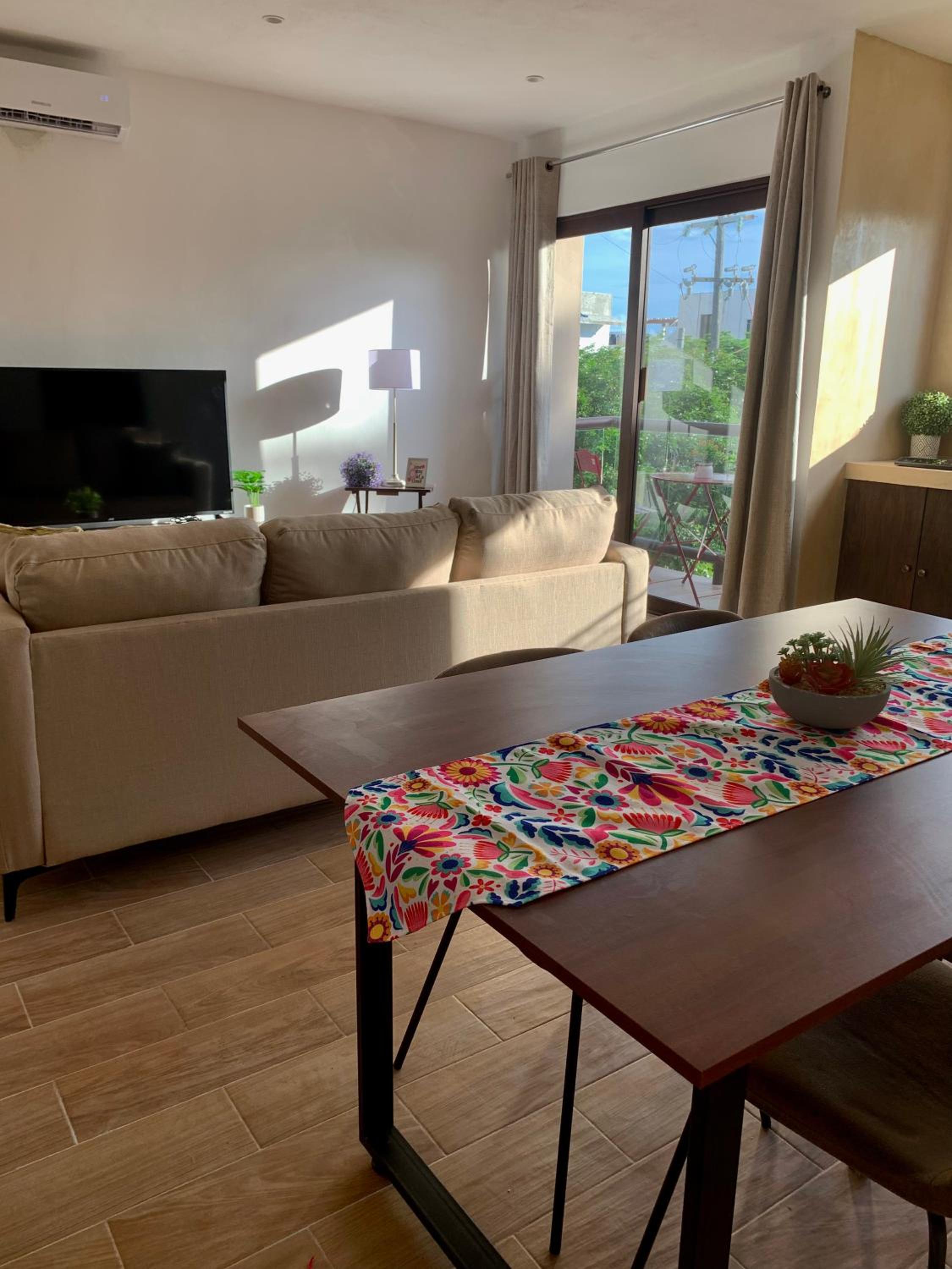 Superior One-Bedroom Apartment with Balcony
