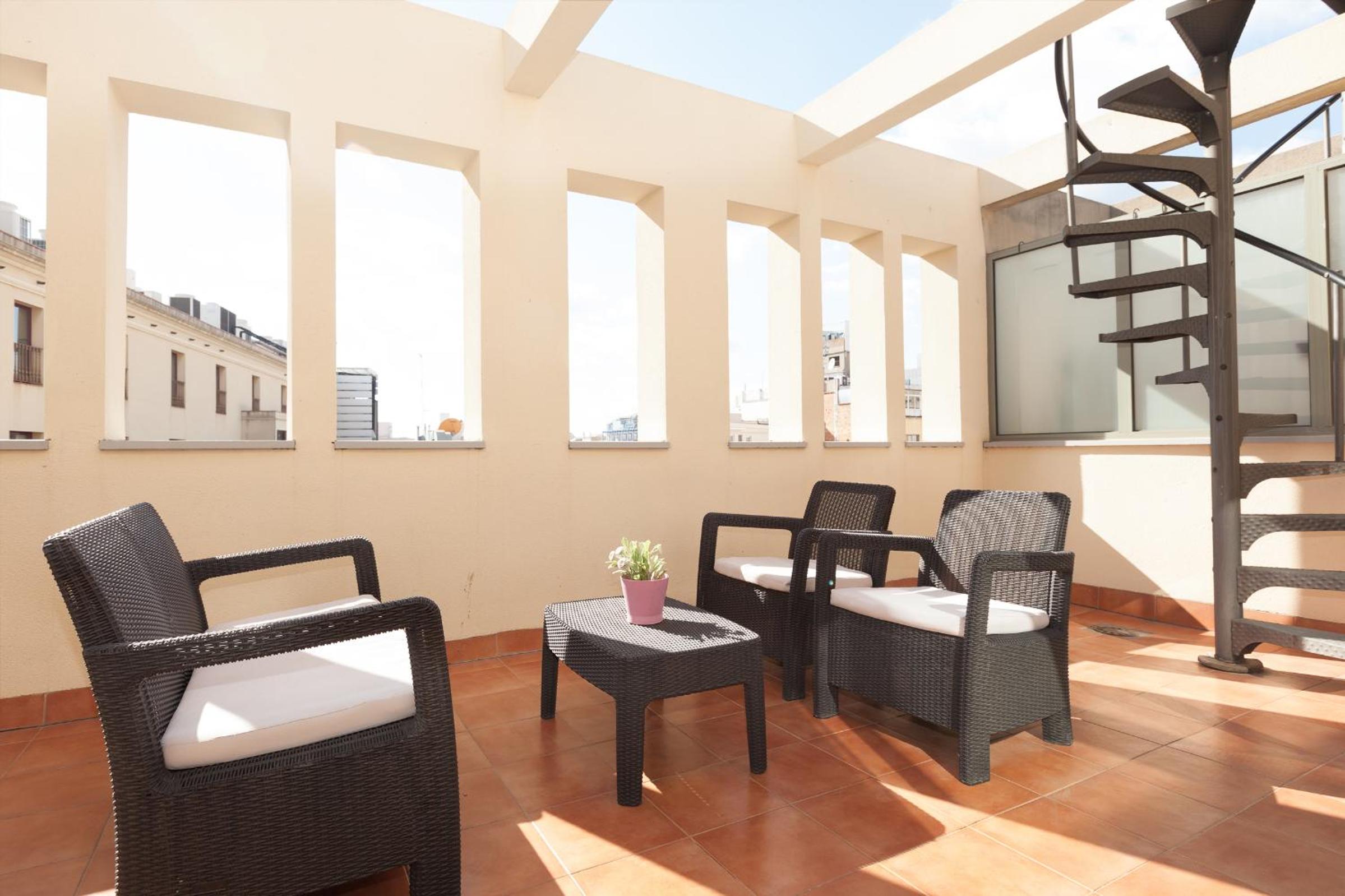 Superior One-Bedroom Apartment with Terrace photo 2