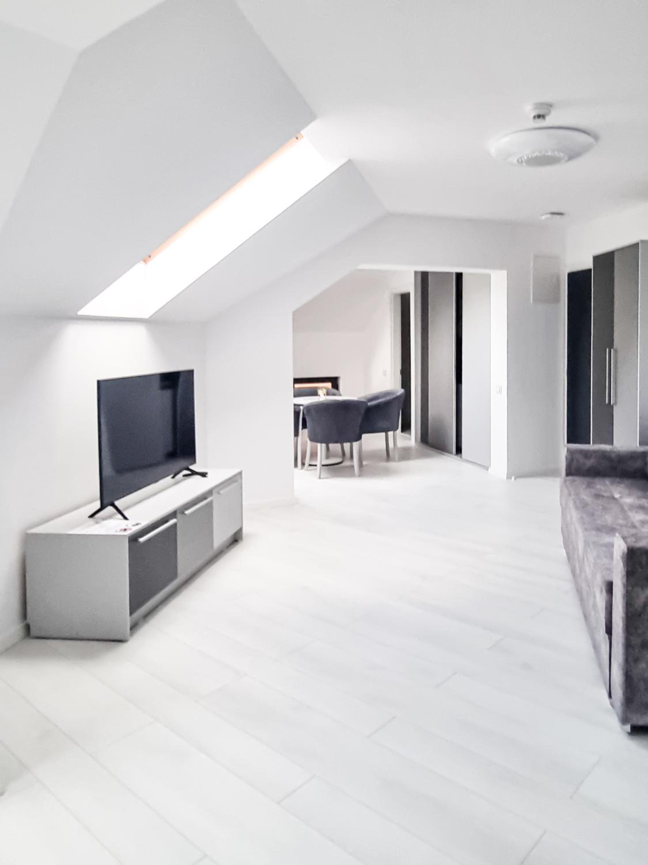 Family Room photo 3