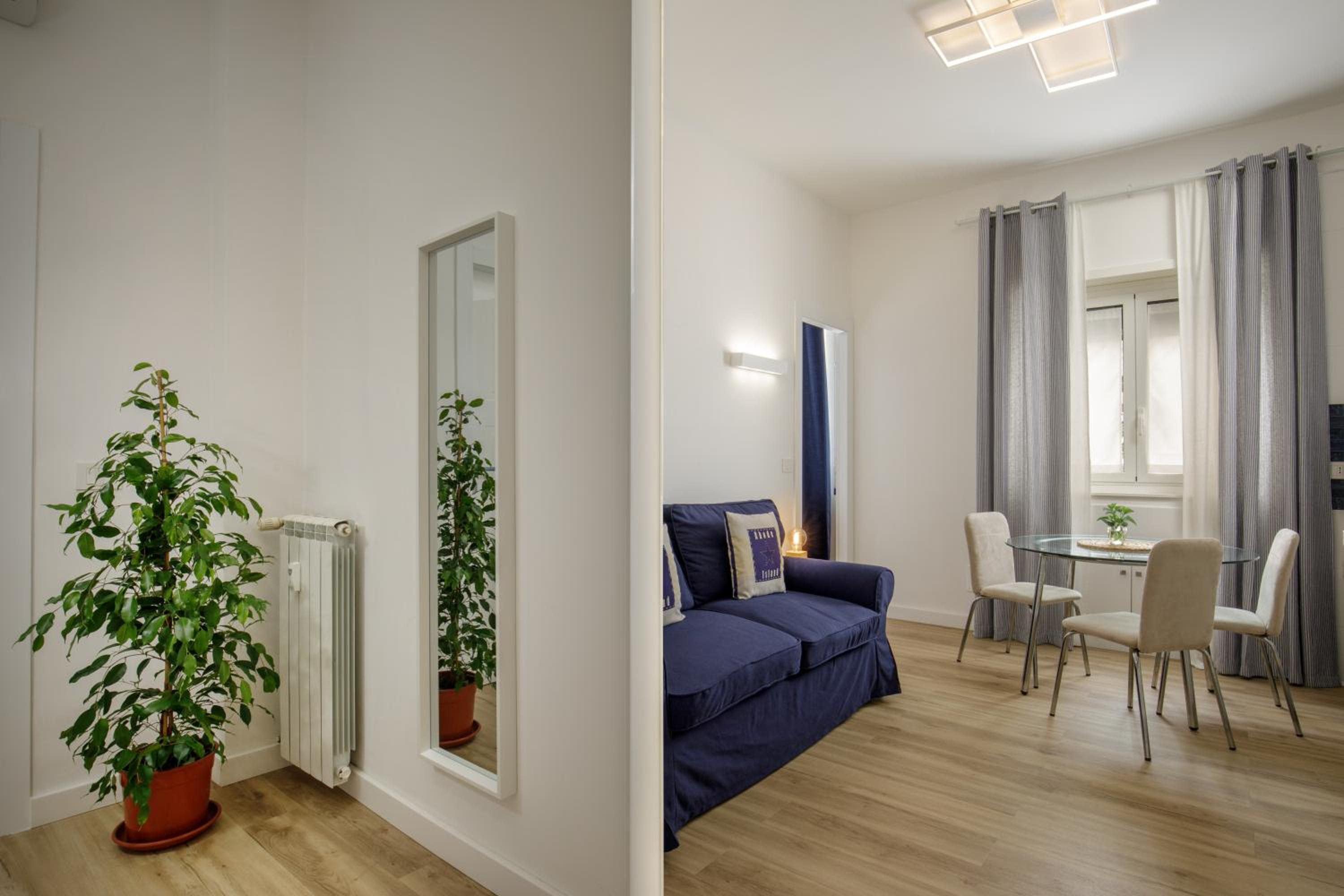 One-Bedroom Apartment