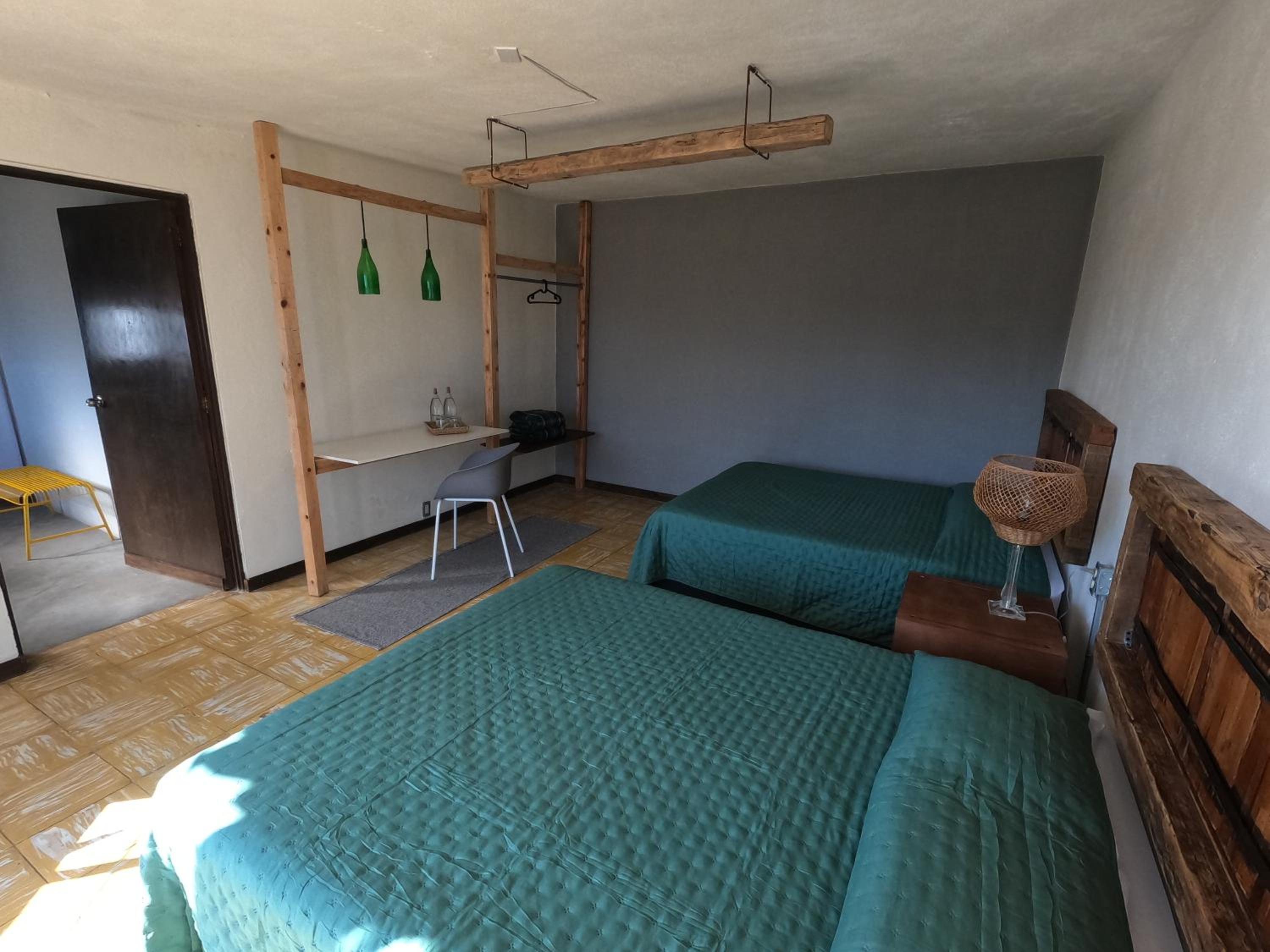 Standard Queen Room with Two Queen Beds photo 3