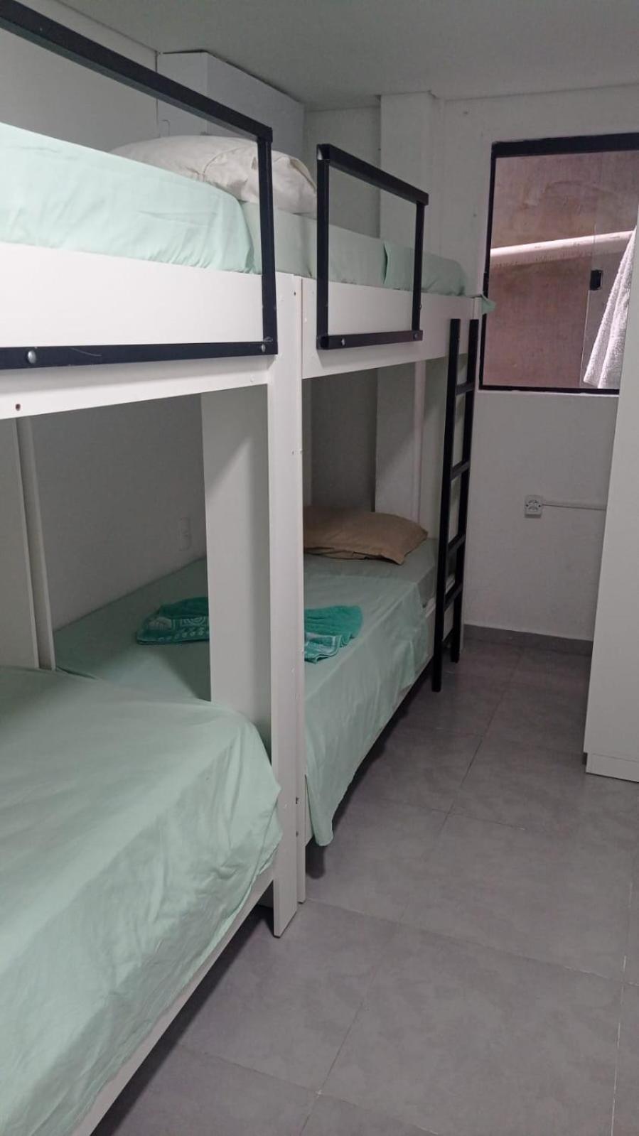 Quadruple Room with Shared Bathroom photo 3