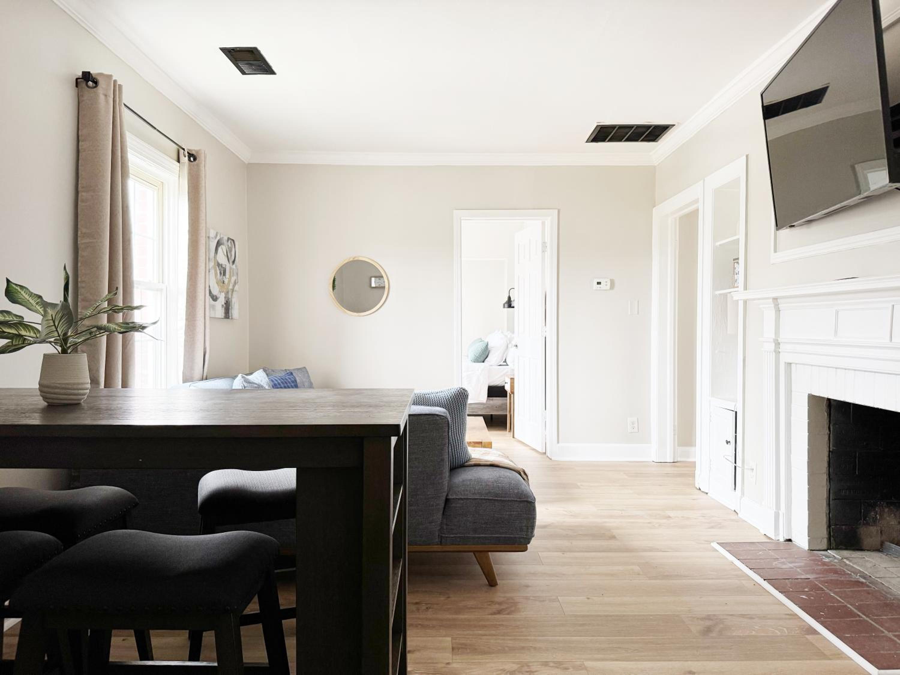 Three-Bedroom Apartment - High Floor