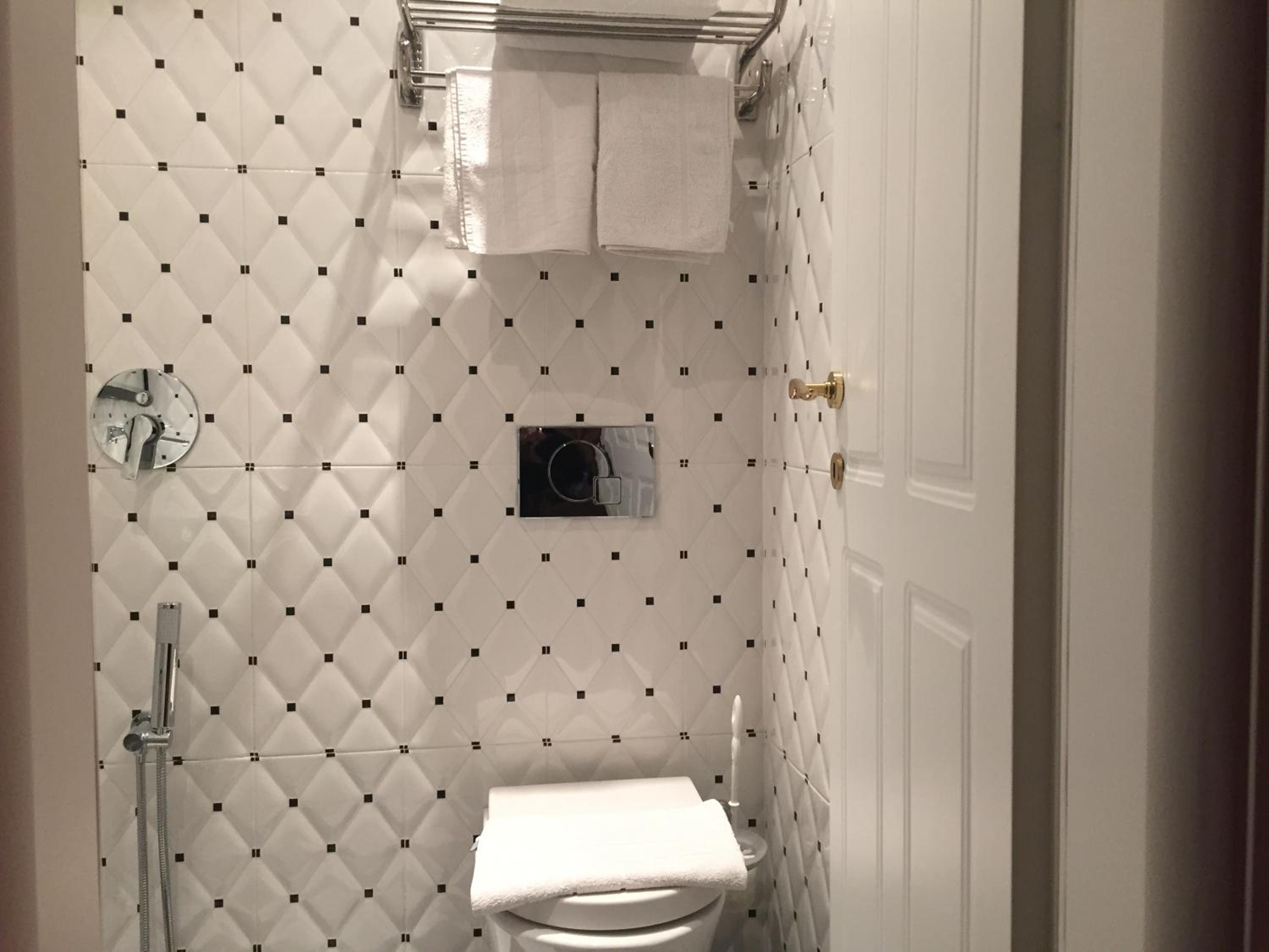 Single Room photo 3