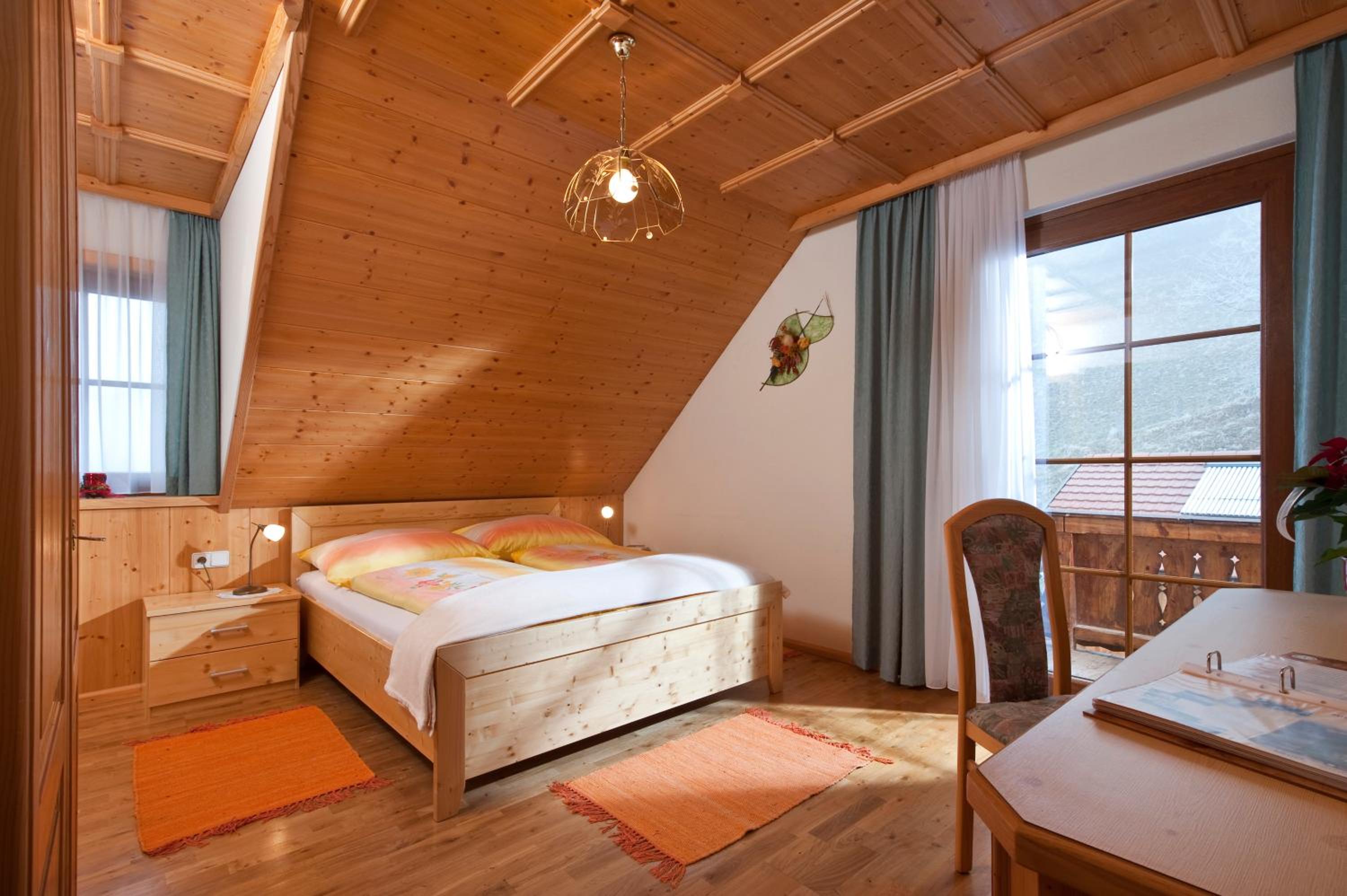 Comfort Two-Bedroom Apartment - Second Floor
