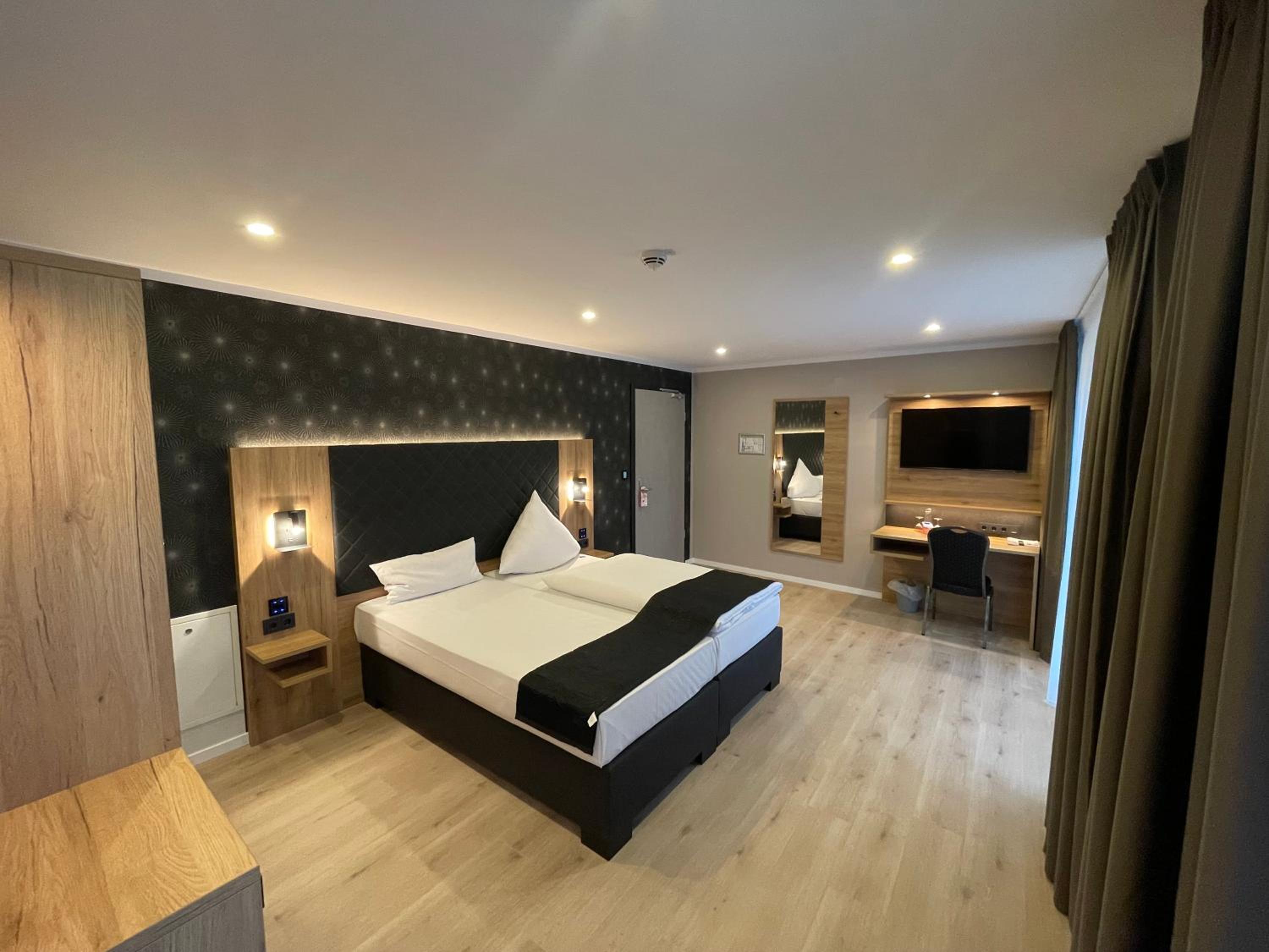 Deluxe Double Room - Photo 5