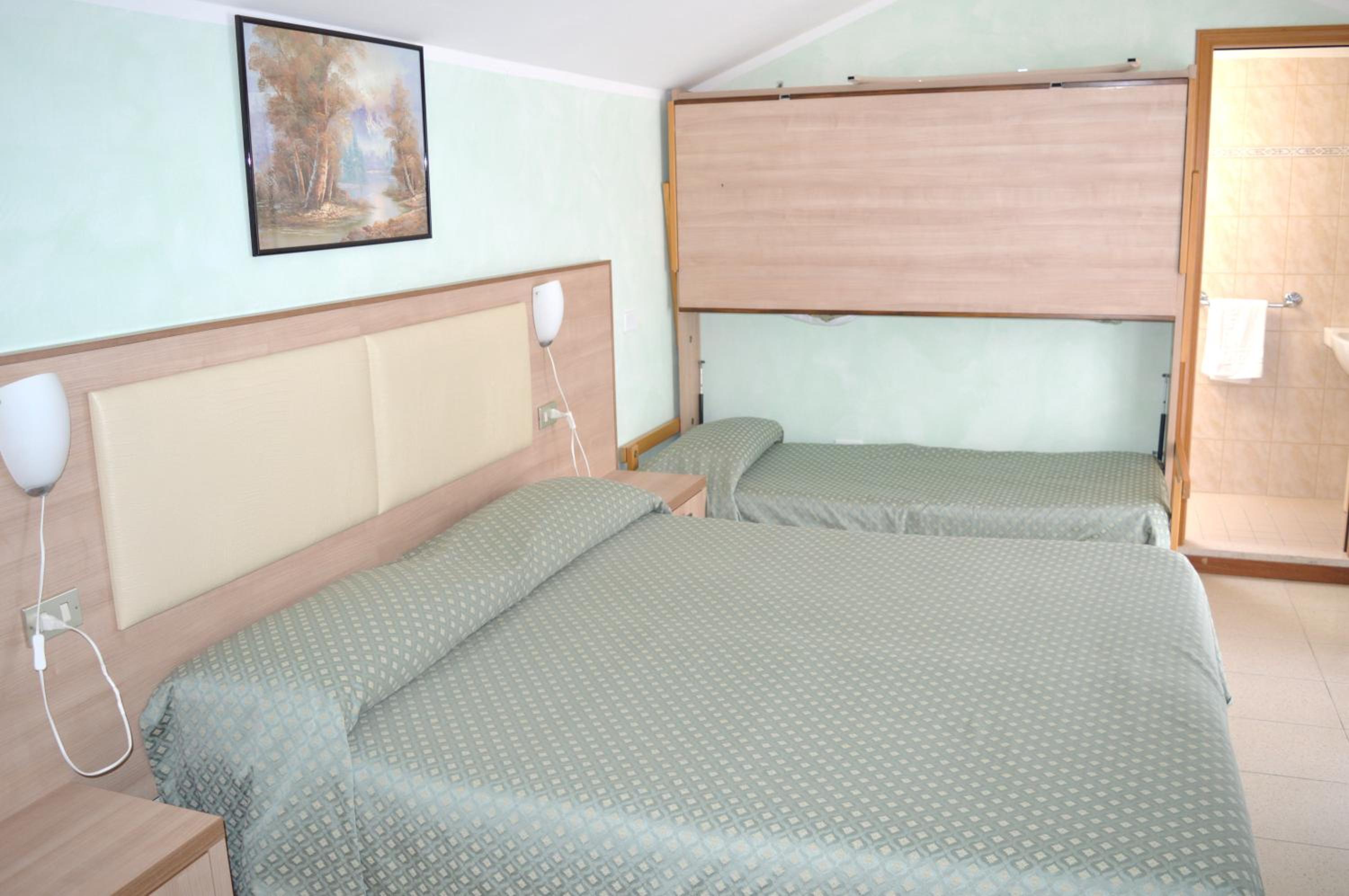 Quadruple Room photo 2