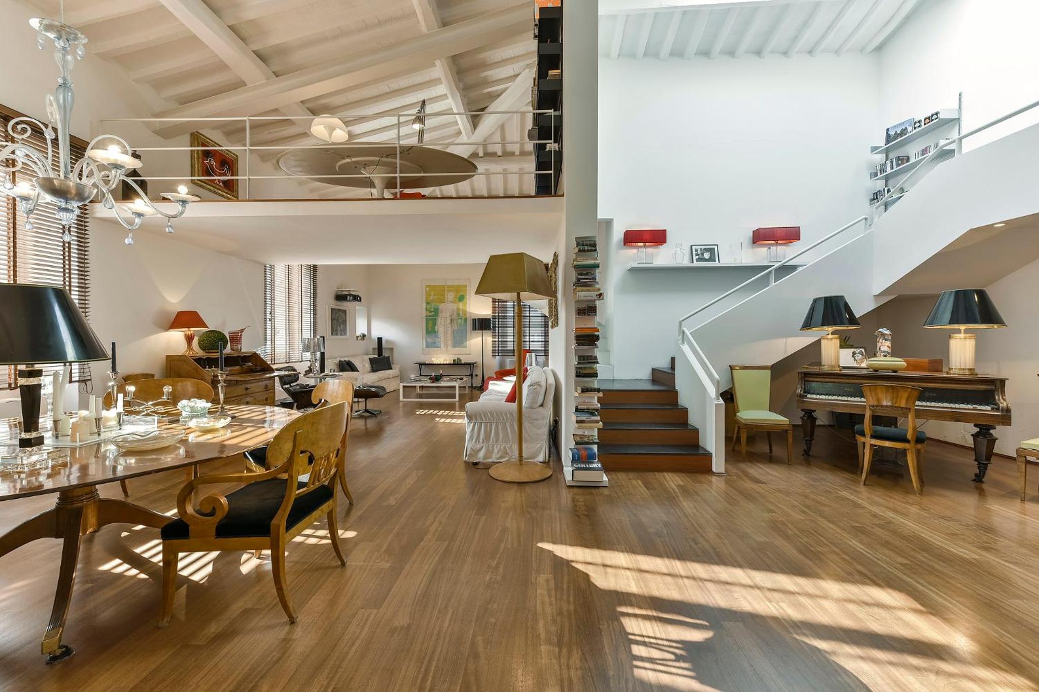 Deluxe Apartment