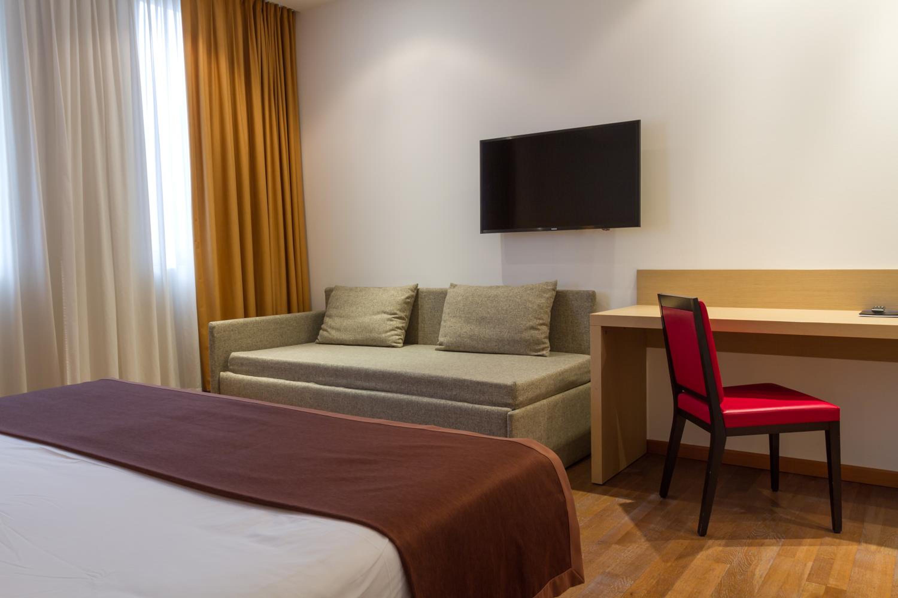 Triple Room - Photo 2