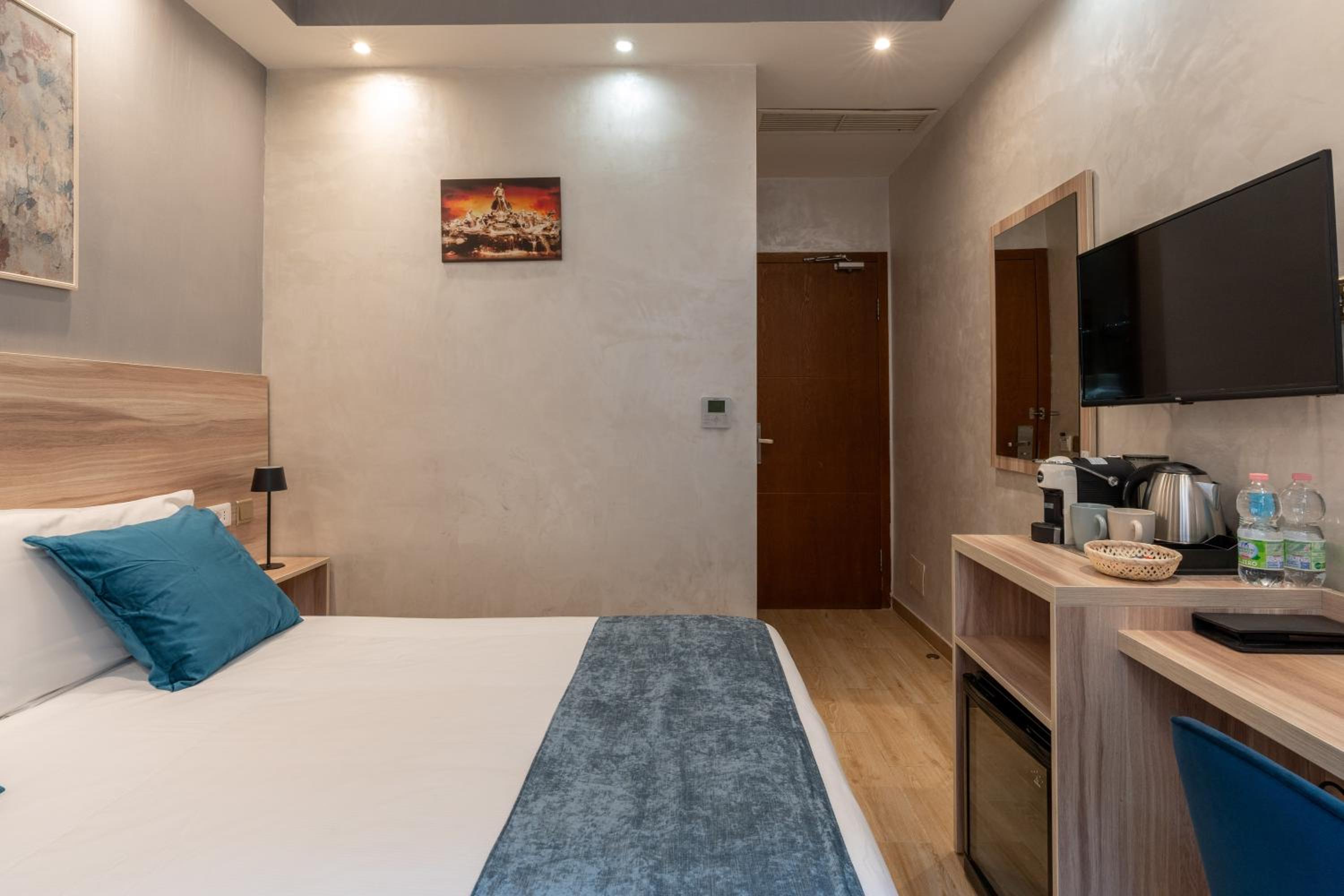 Standard Double Room photo 1