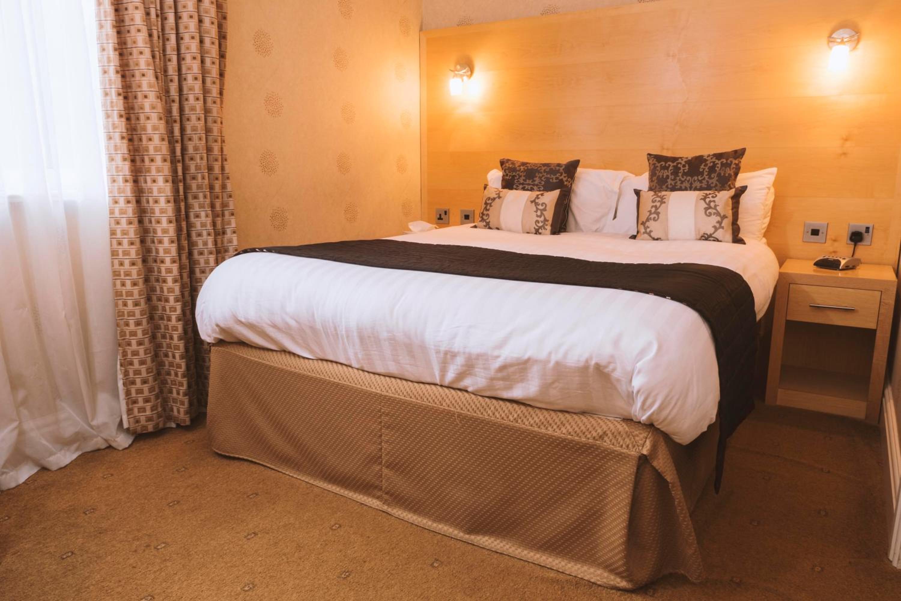 Double Room - Photo 6