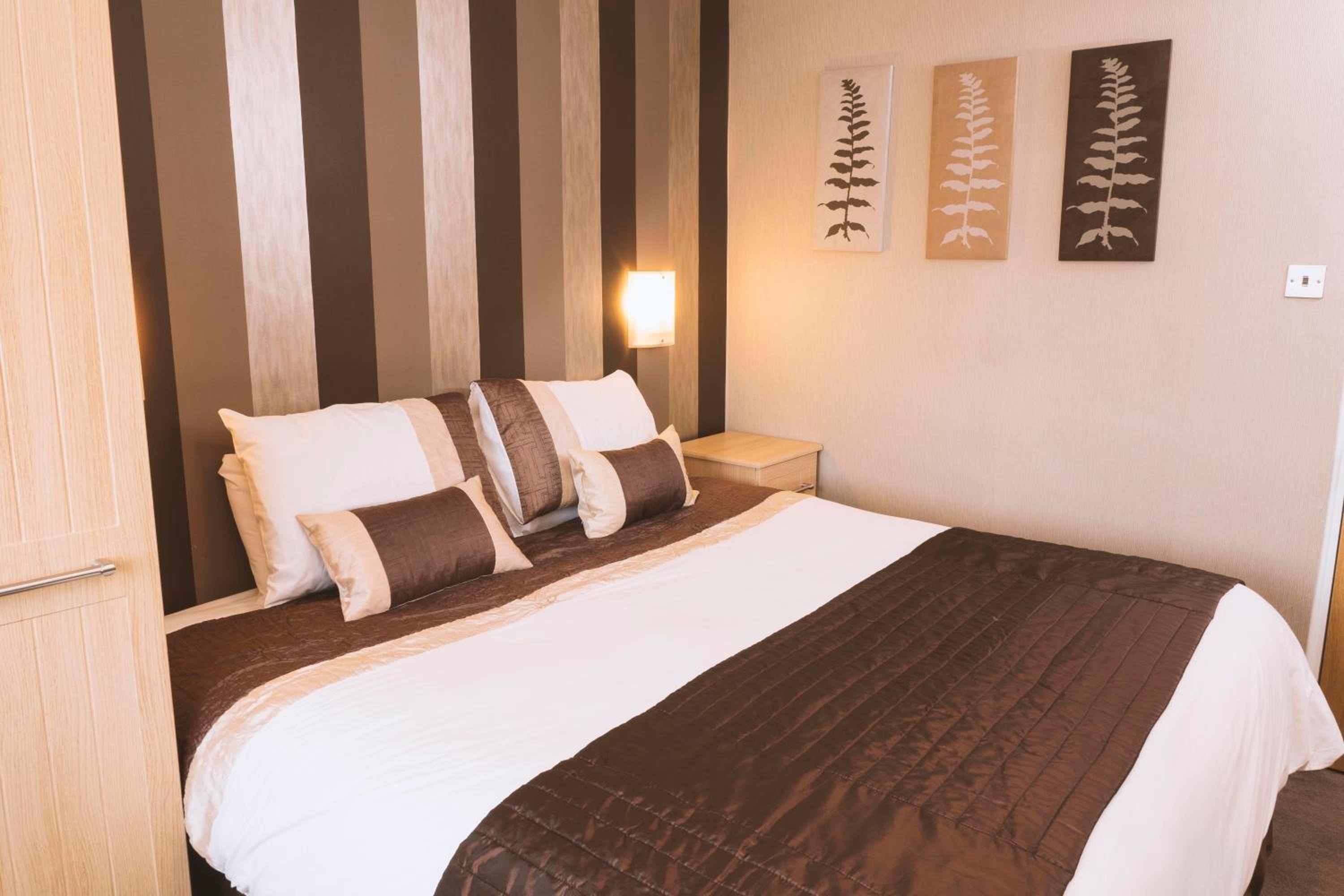 Double Room - Photo 8