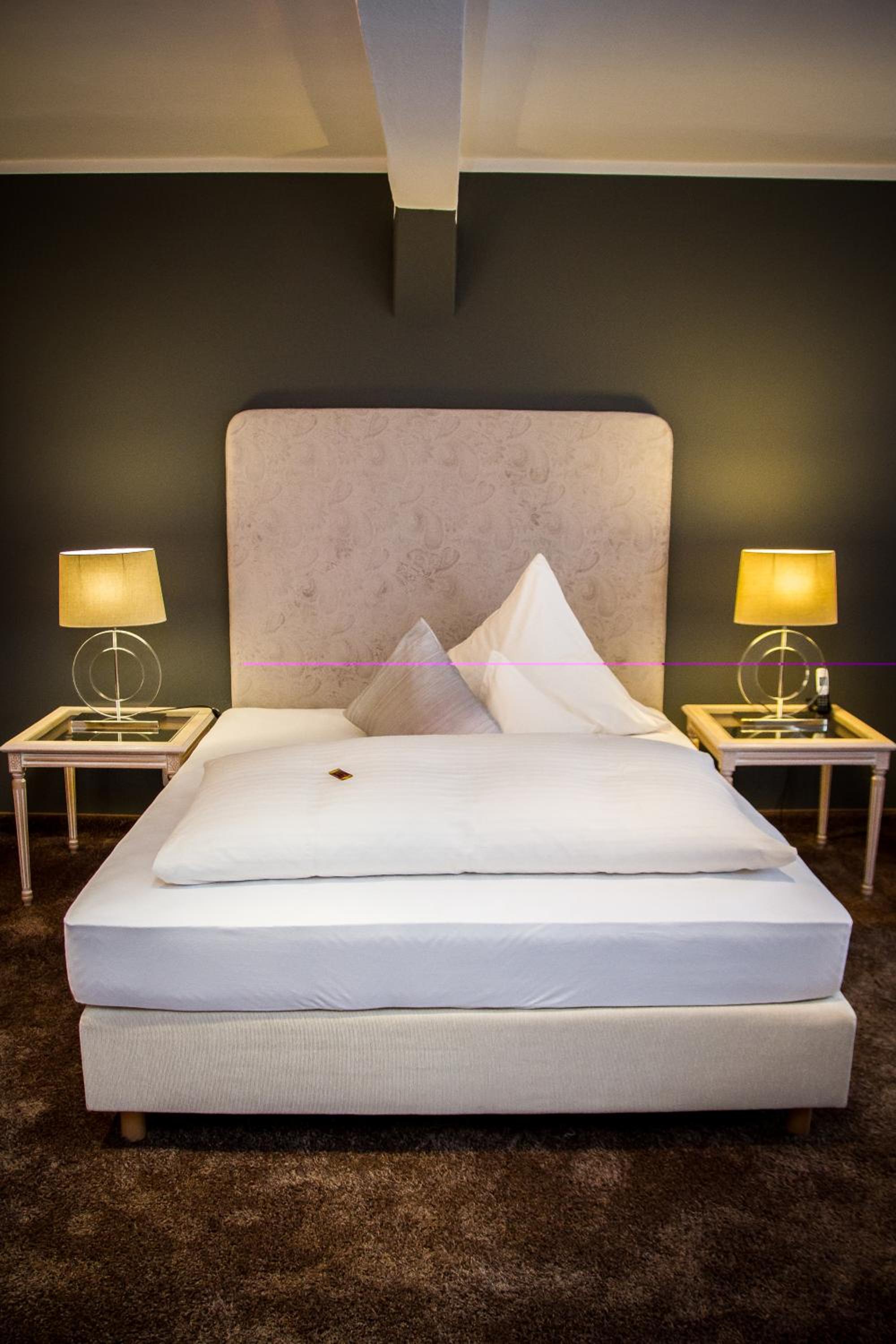 Double or Twin Room photo 3
