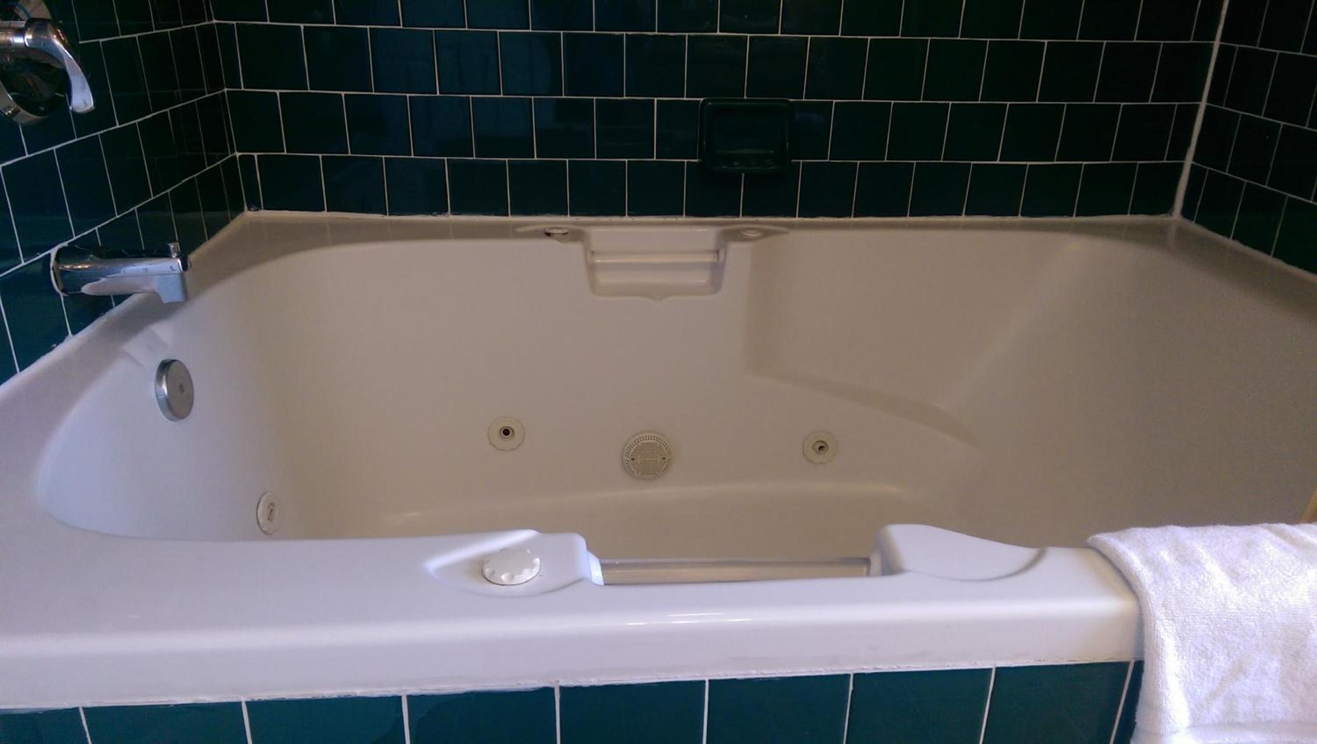 King Room With Spa Bath And Fireplace photo 1