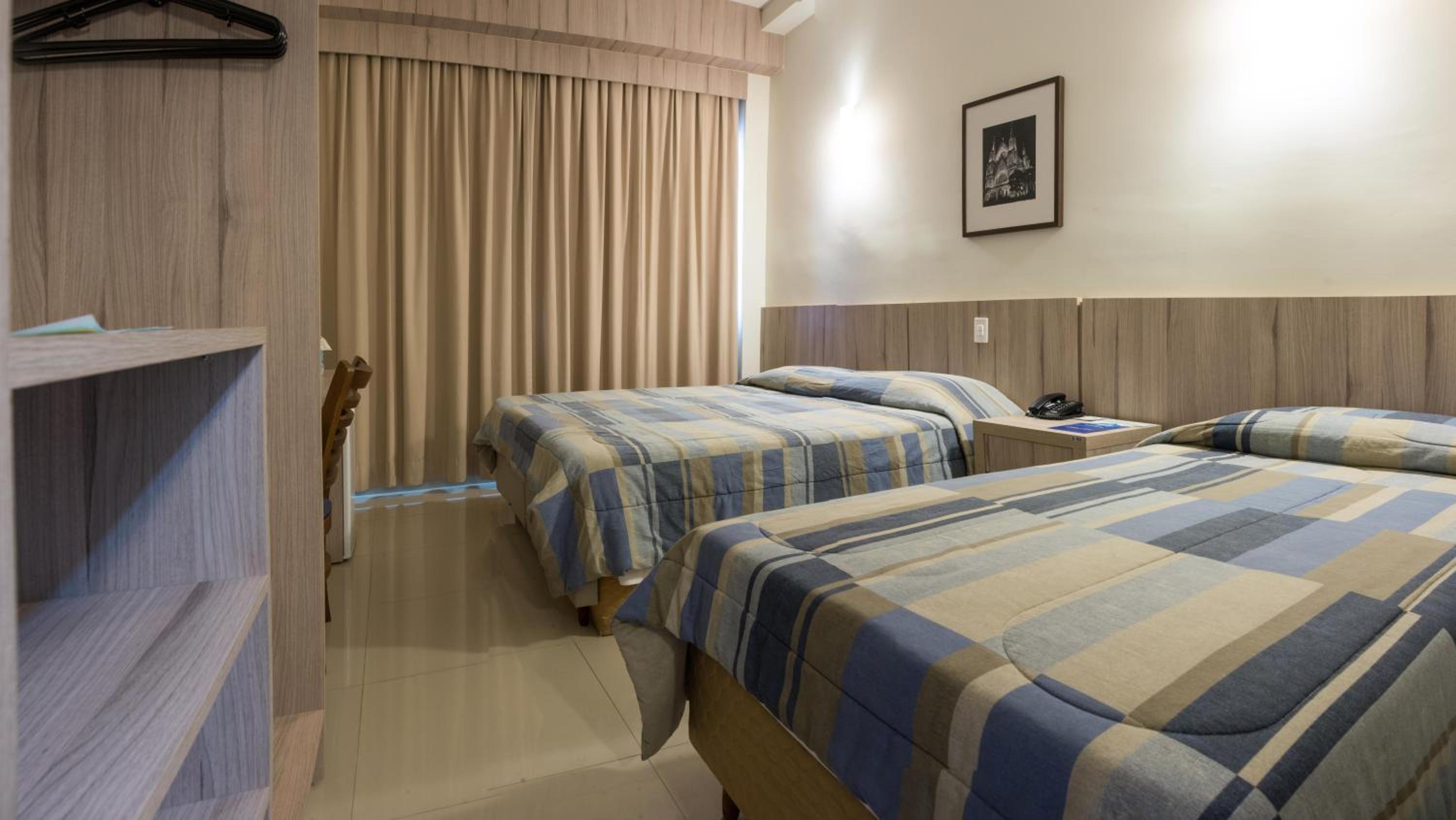 Deluxe Triple Room with 3 Adults Occupancy (Non Smoking) photo 1