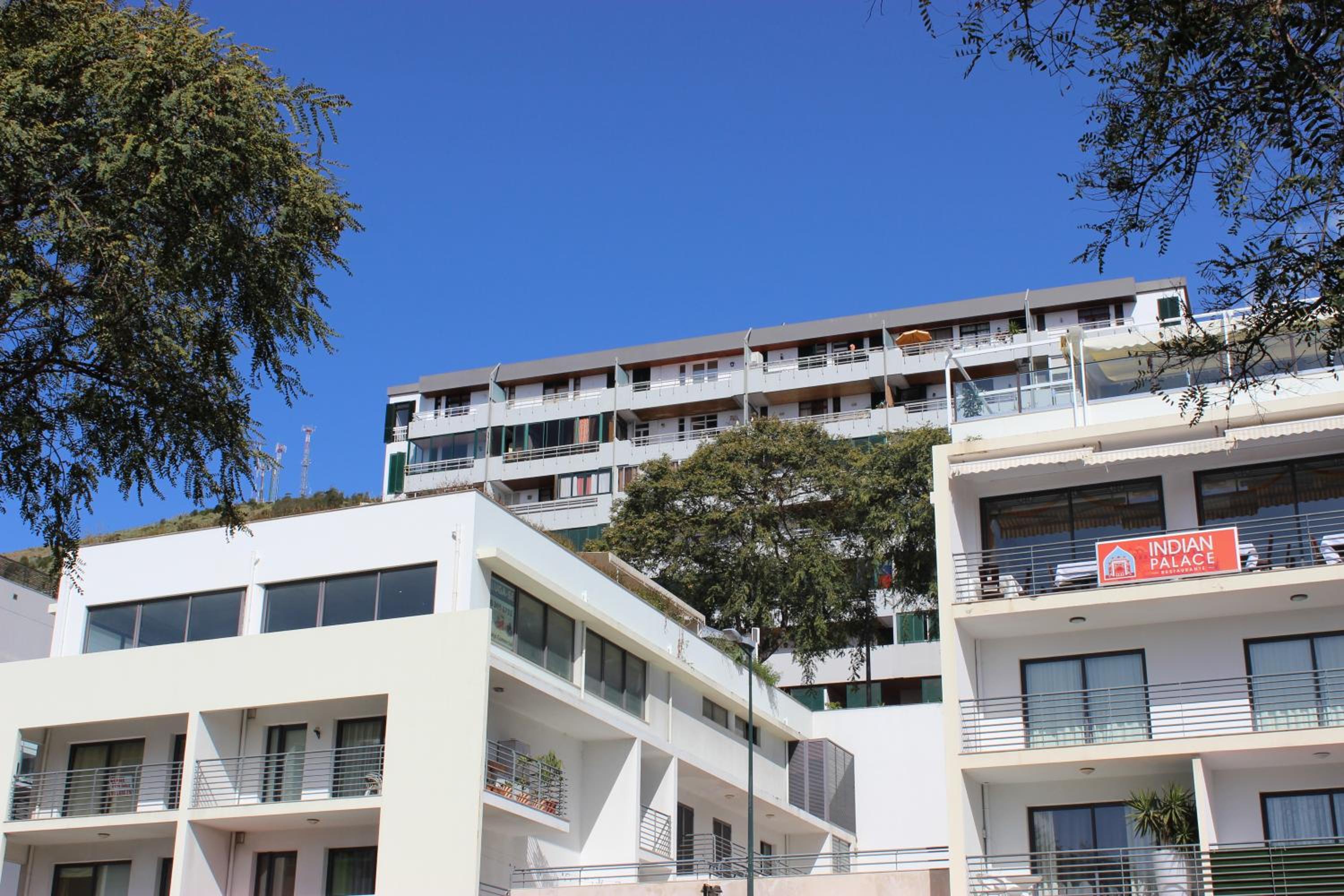 One-Bedroom Apartment with Balcony photo 3