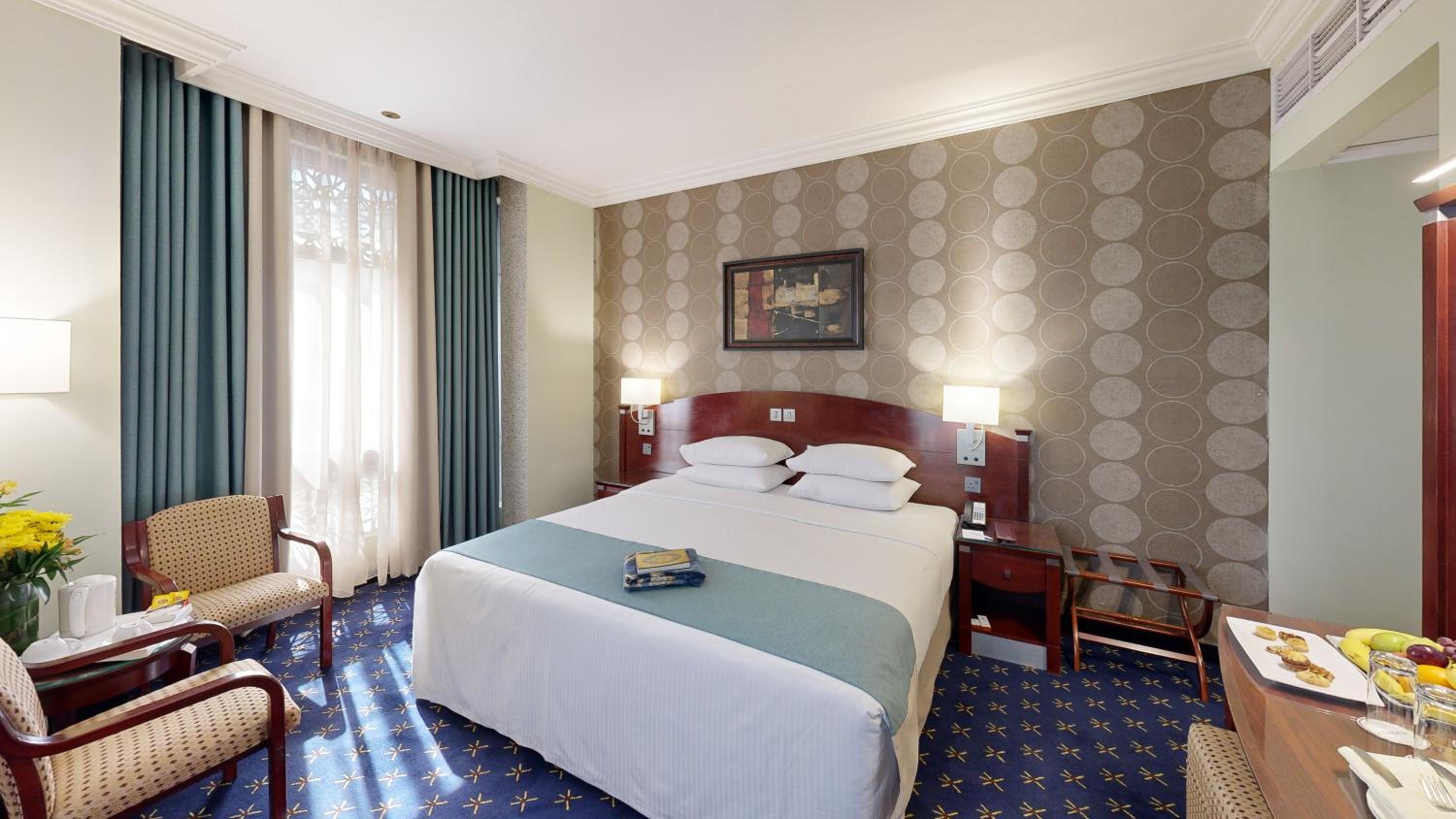 Double or Twin Room - Photo 6