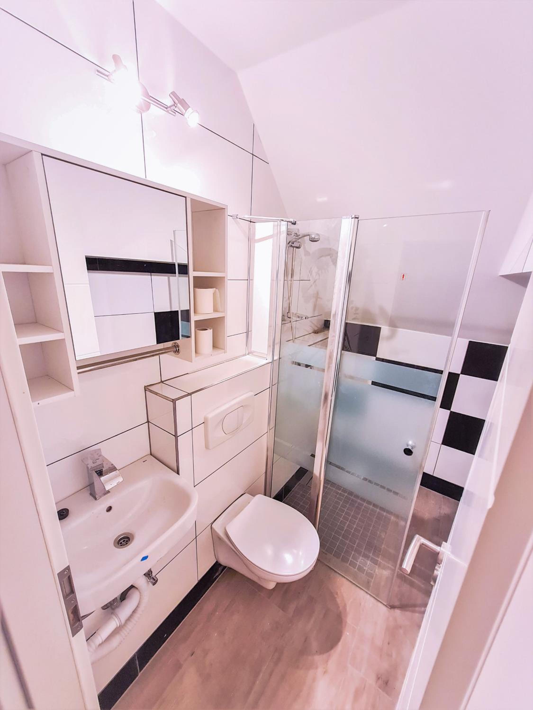 Standard Double Room with Shared Bathroom photo 2