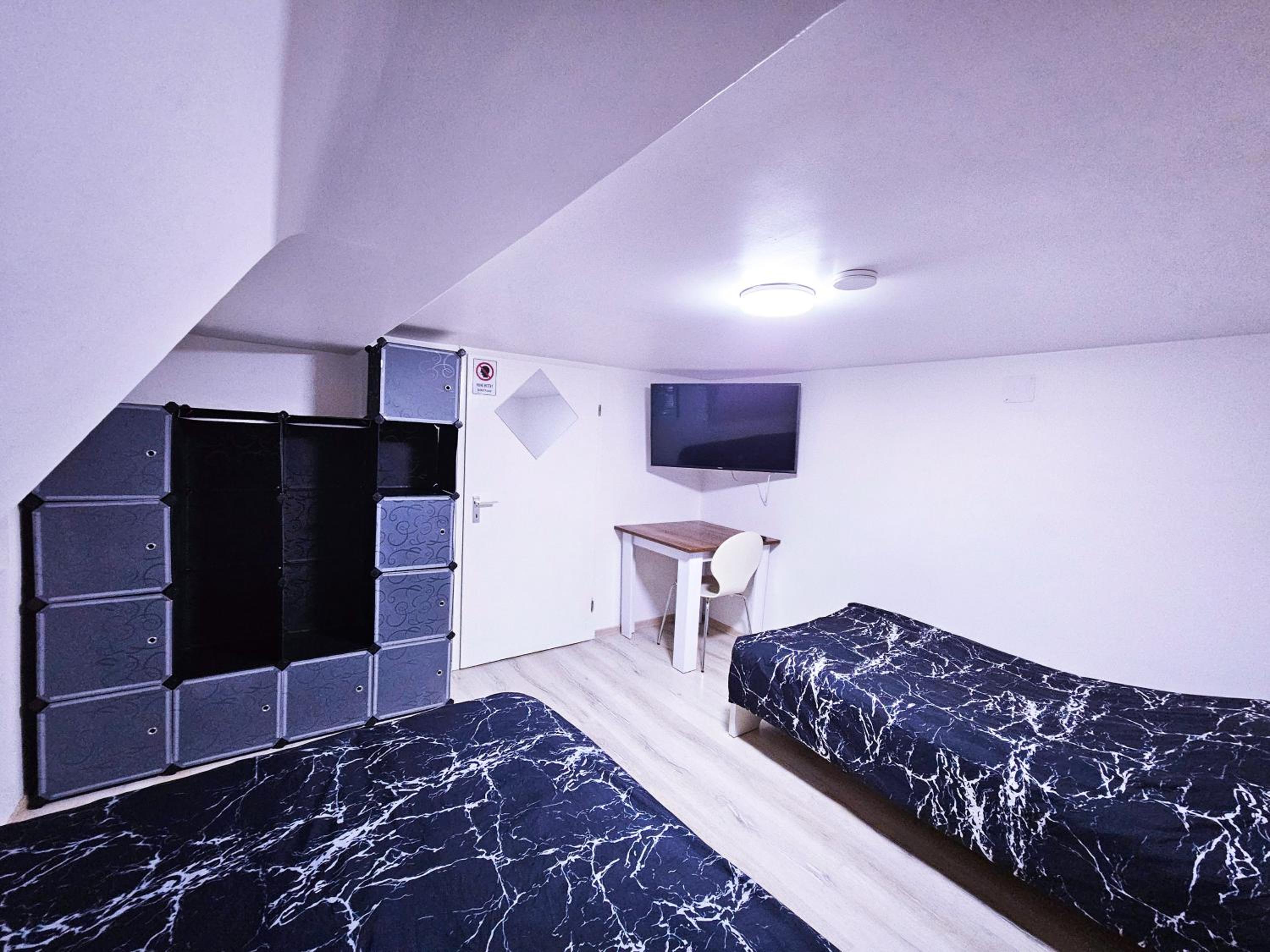 Standard Double Room with Shared Bathroom photo 1
