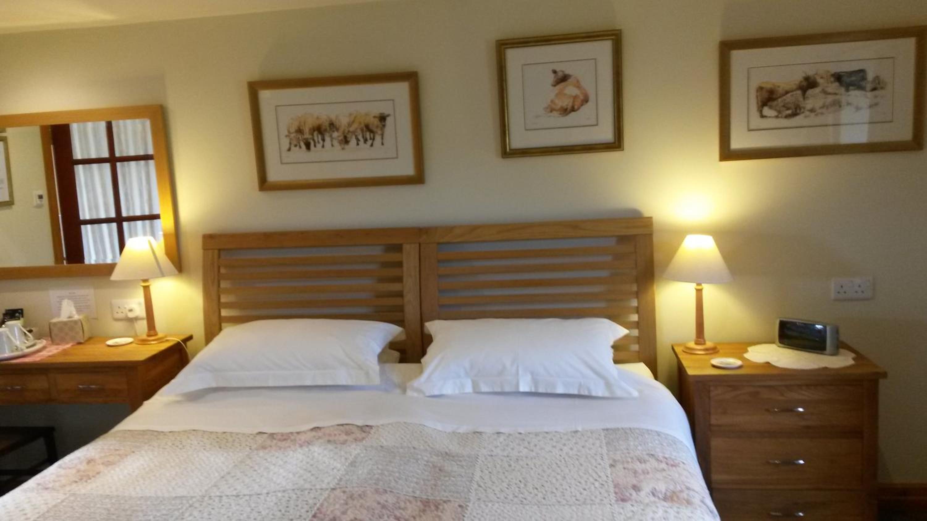 Double or Twin Room with Countryside View photo 1