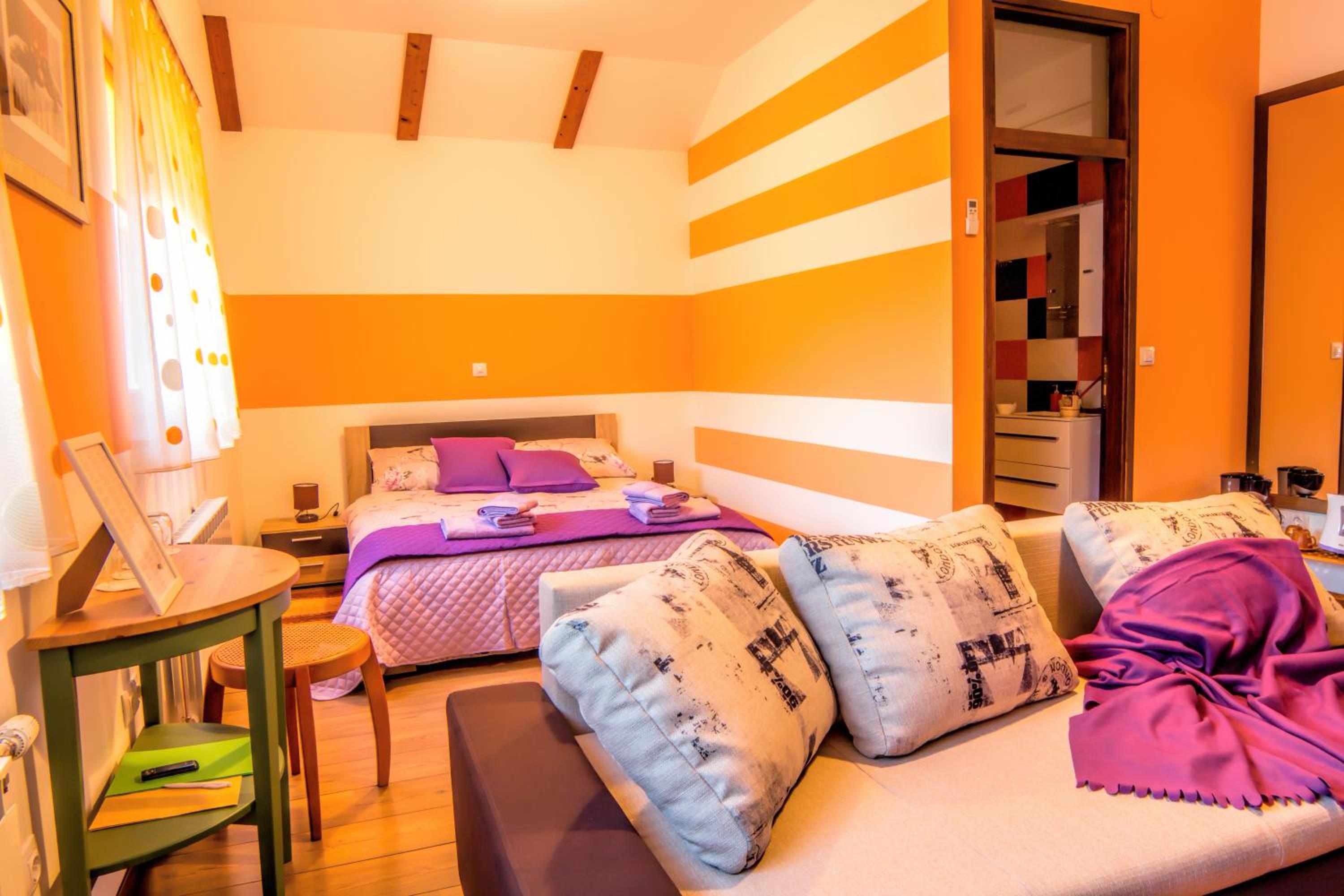 Triple Room with Private Bathroom
