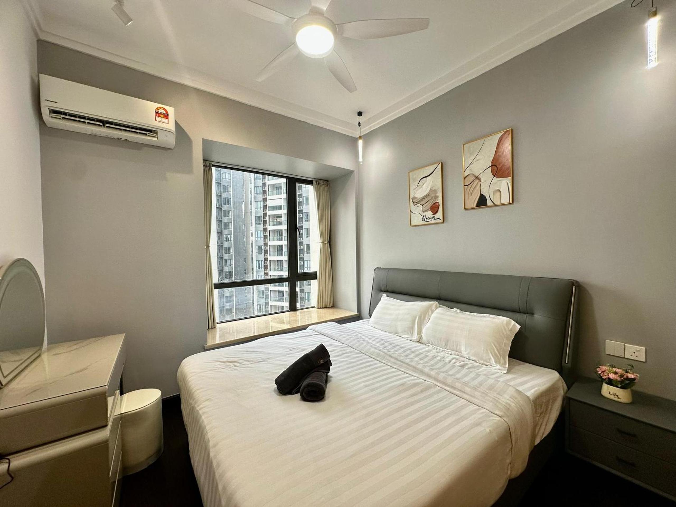 Three-Bedroom Deluxe Apartment photo 3