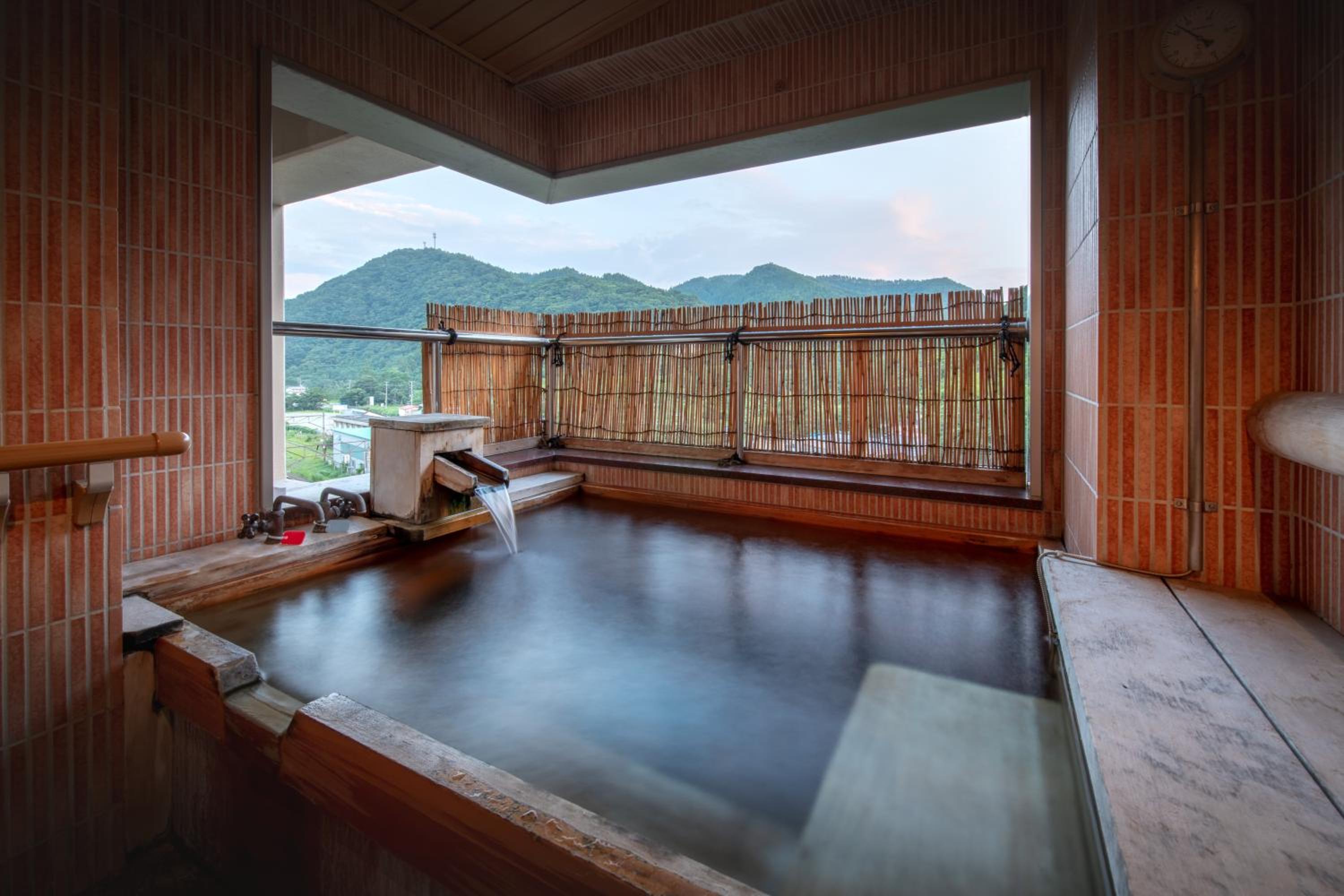 Quadruple Room with Private External Bathroom