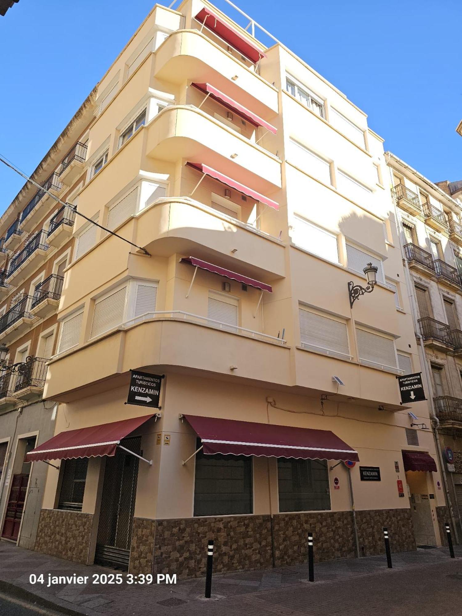 Studio with Balcony