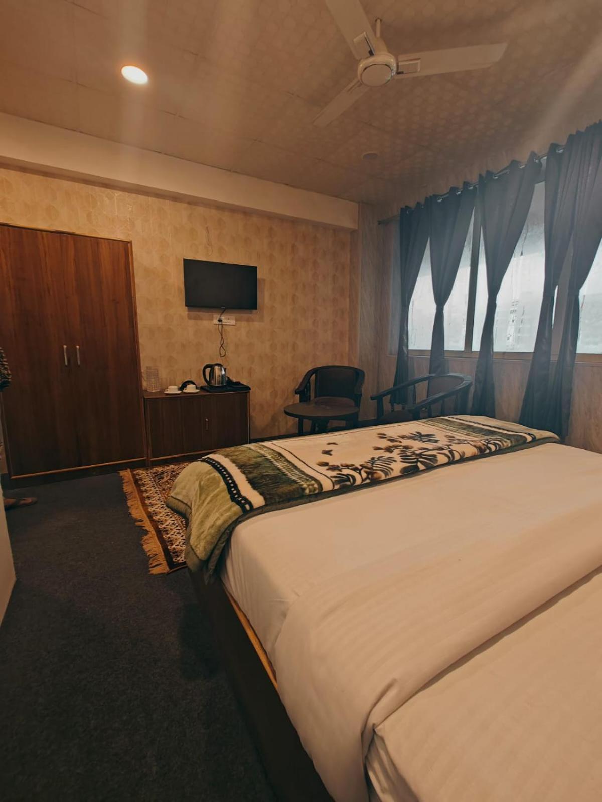Deluxe Double Room with Sea View