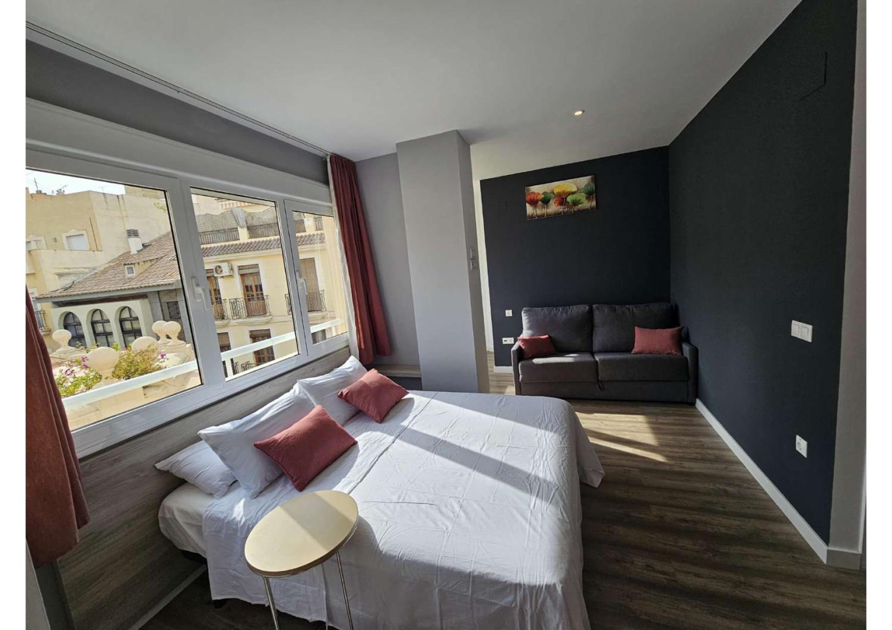 One-bedroom Loft Apartment