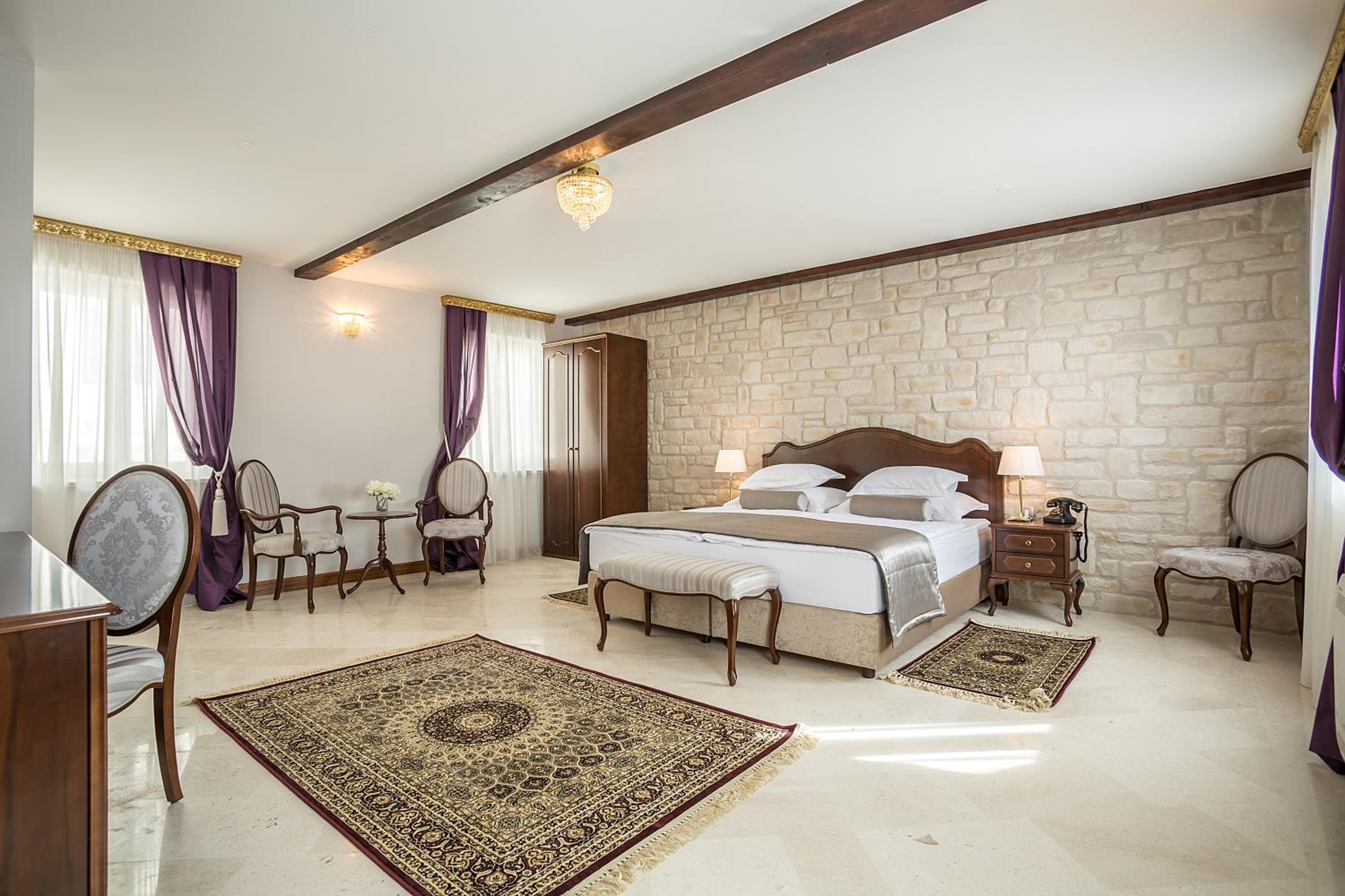 Deluxe Double or Twin Room photo 2