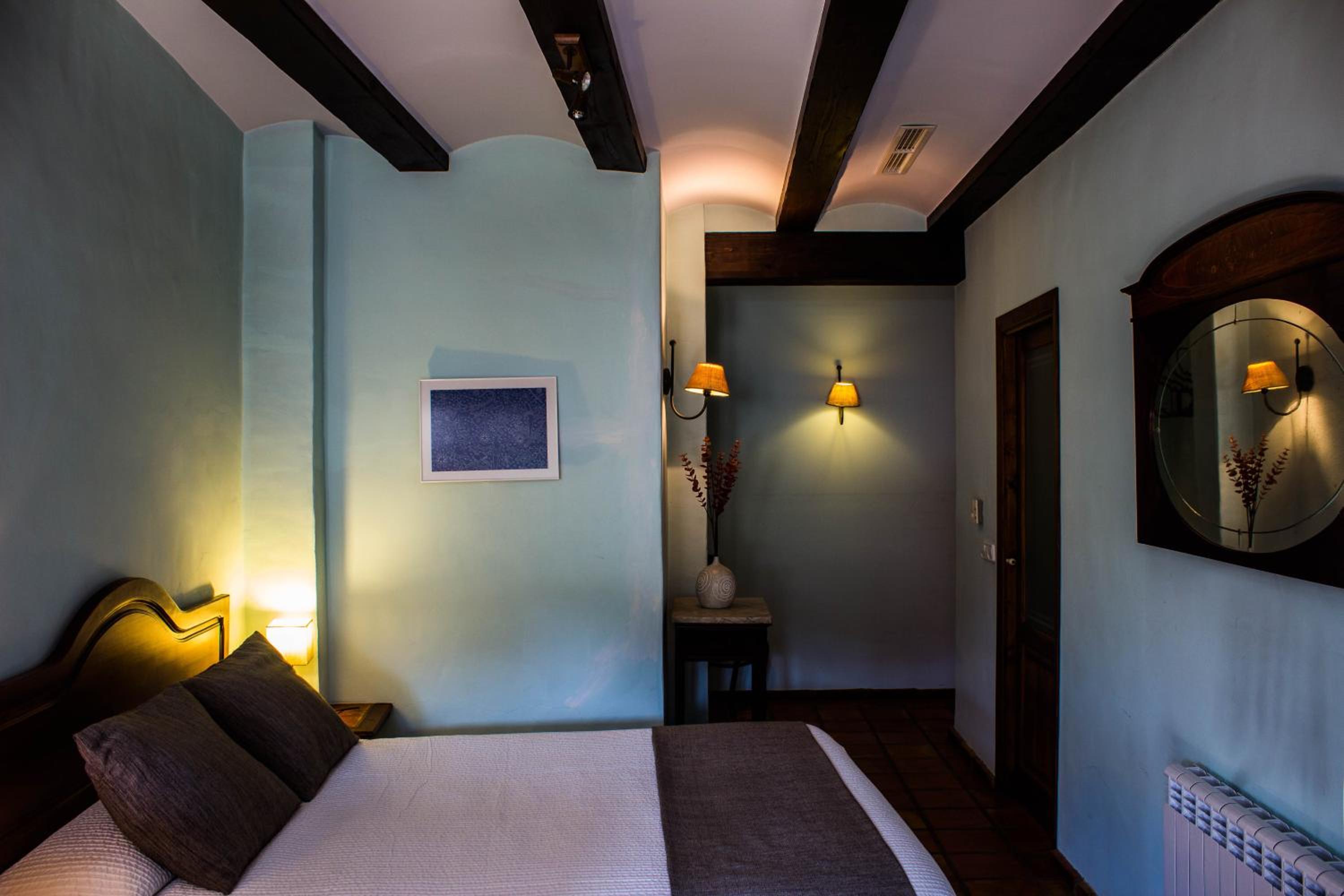 Double Room with Fireplace photo 3