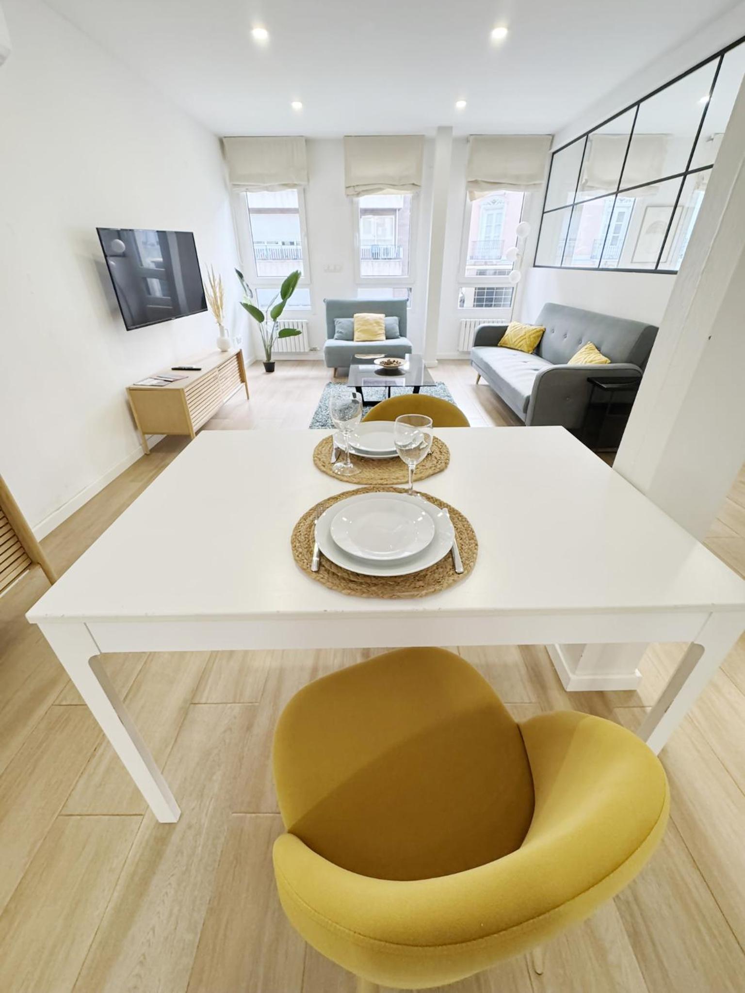 One-Bedroom Apartment - Photo 6