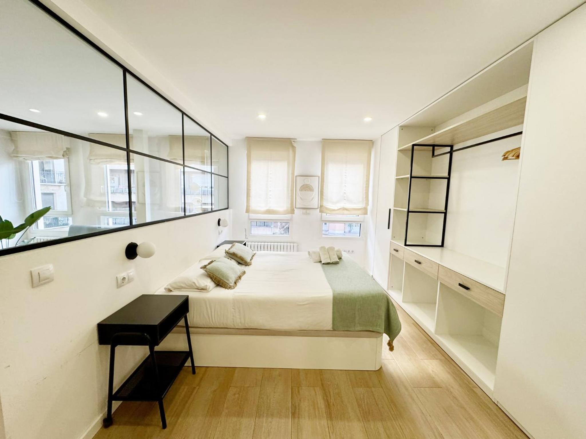 One-Bedroom Apartment - Photo 10