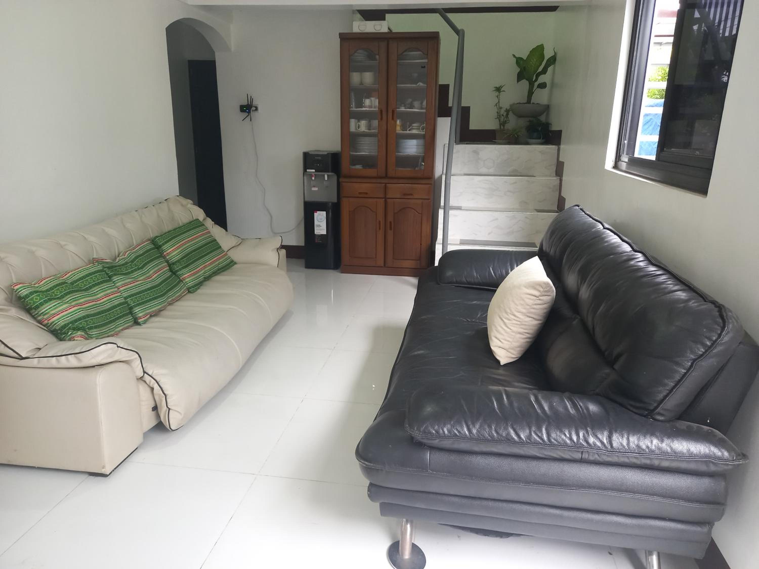 Family Room - Photo 7