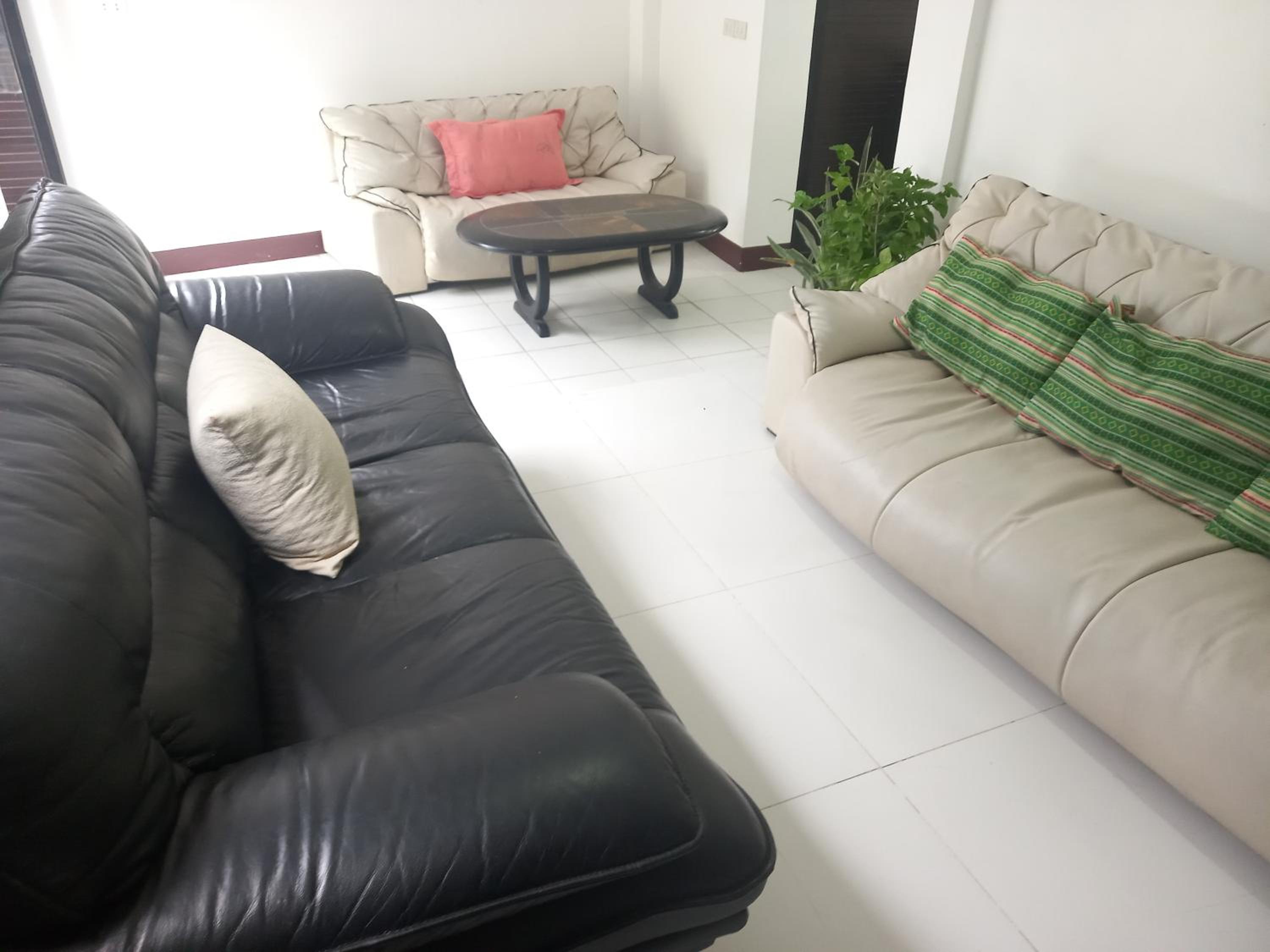Family Room - Photo 2