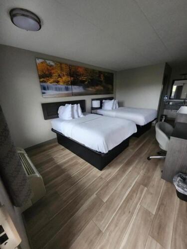 Double Room with Two Double Beds - Non-Smoking photo 2