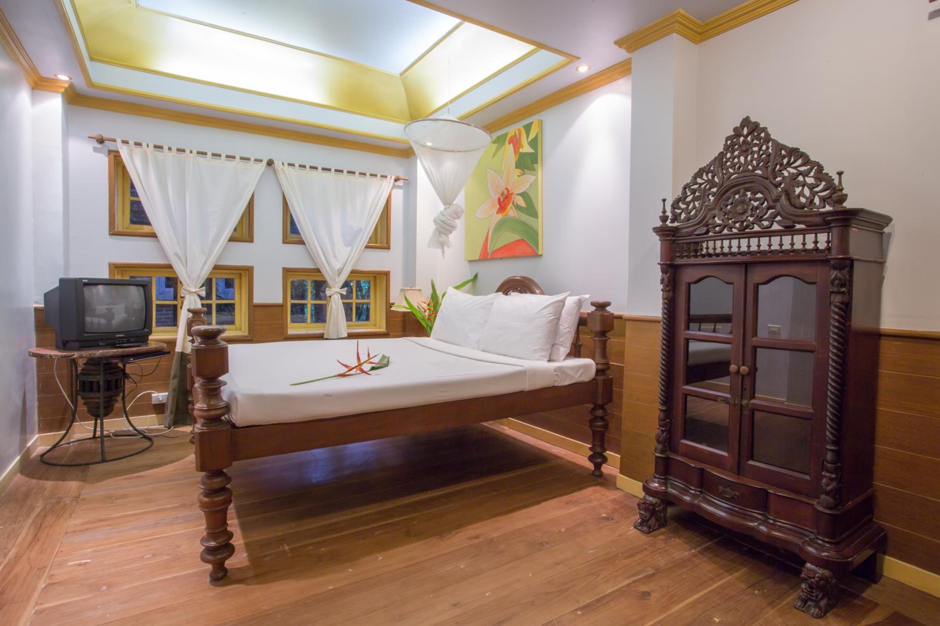 Deluxe Double or Twin Room - Photo 5