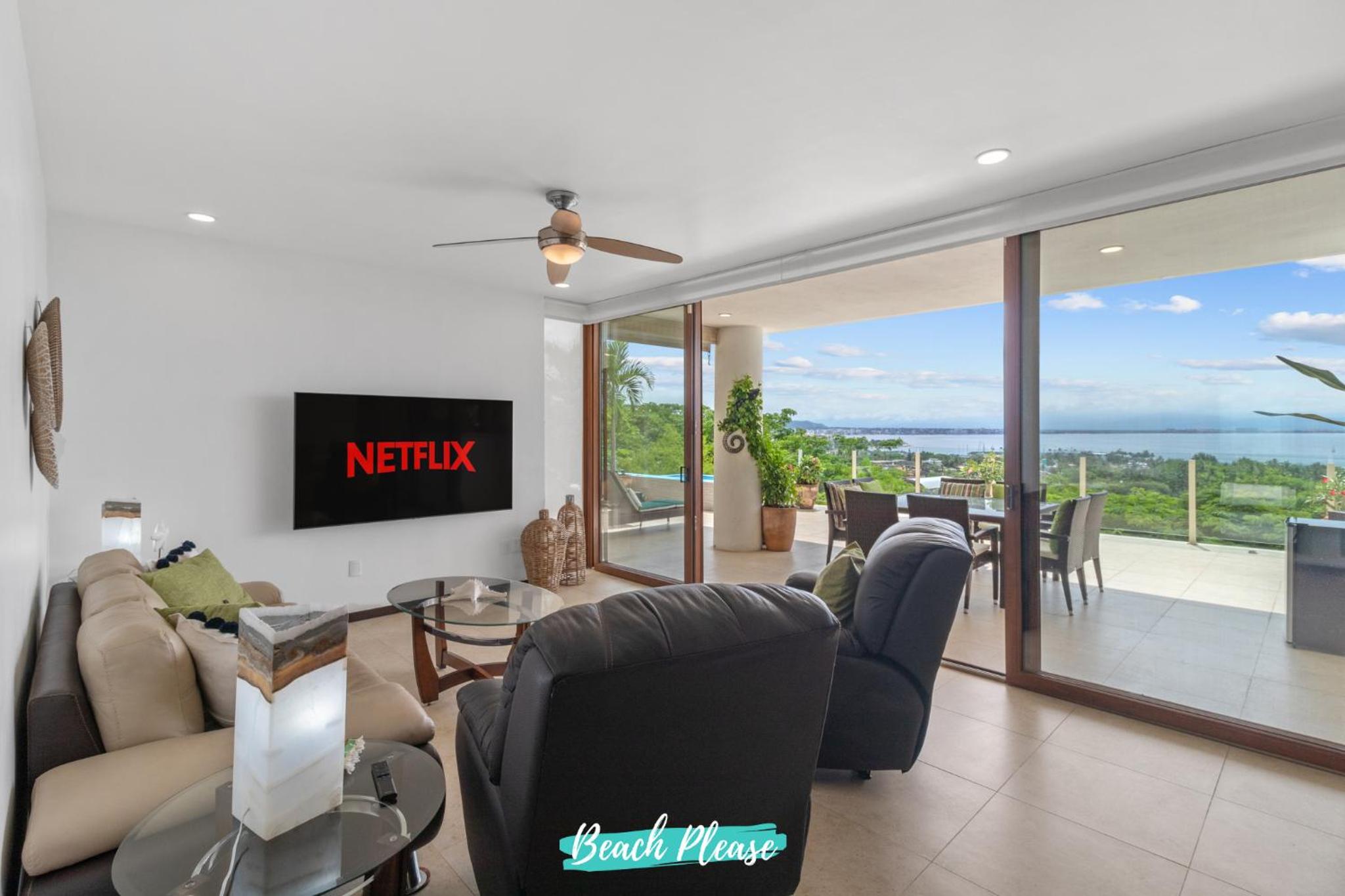 Deluxe Triple Room with Sea View