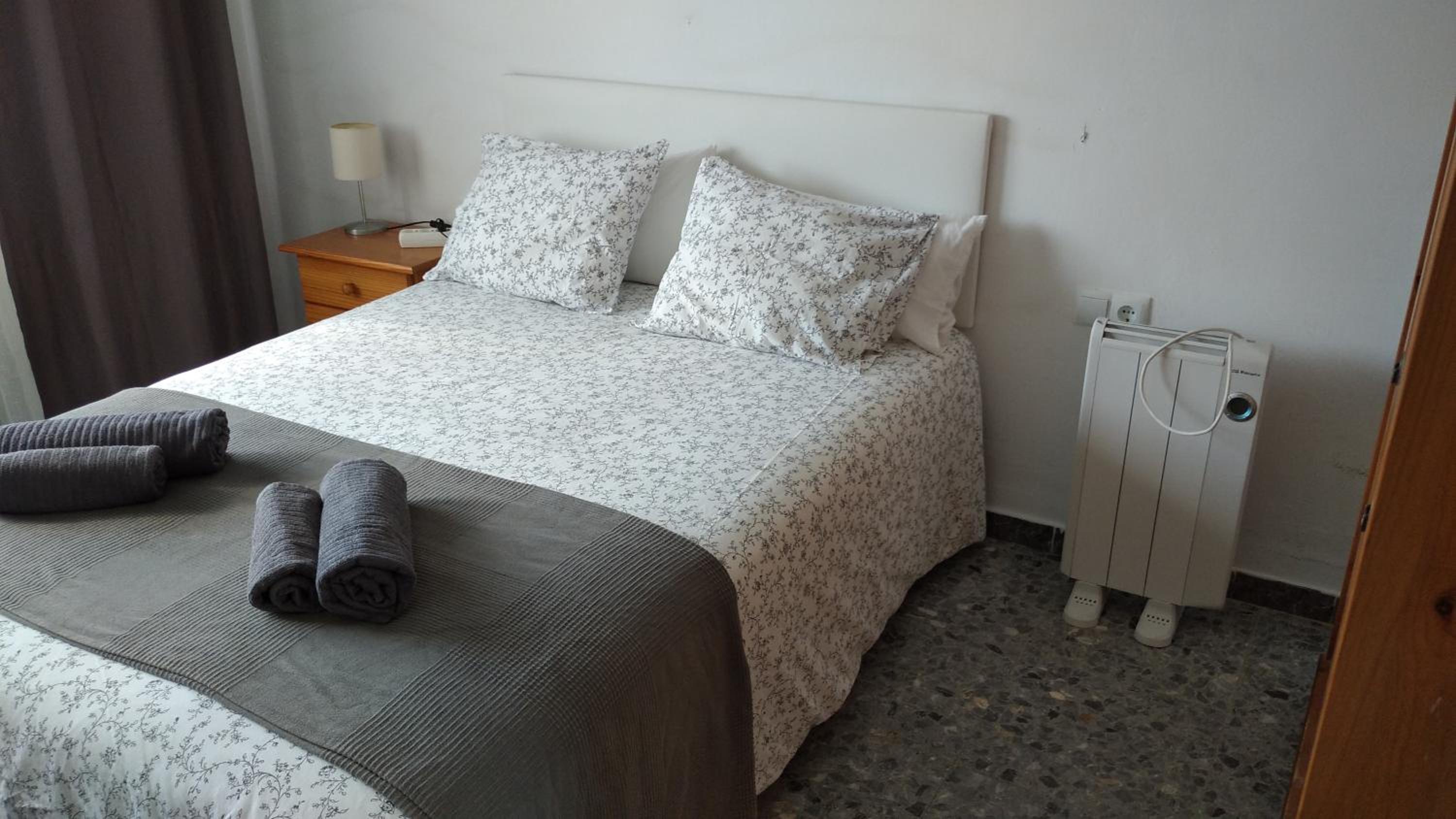 Habitación Doble con Baño Compartido