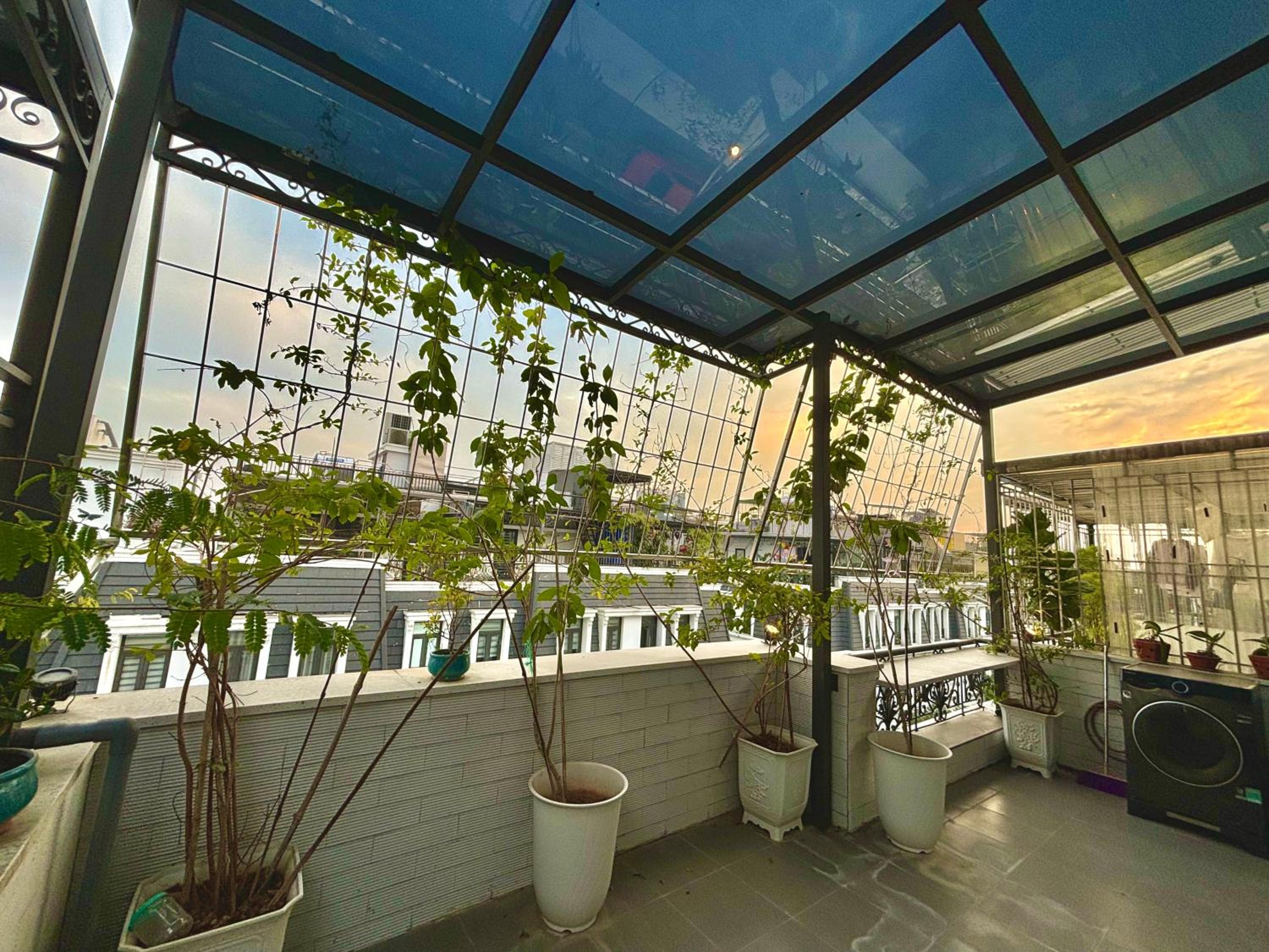 Apartment with Balcony photo 1
