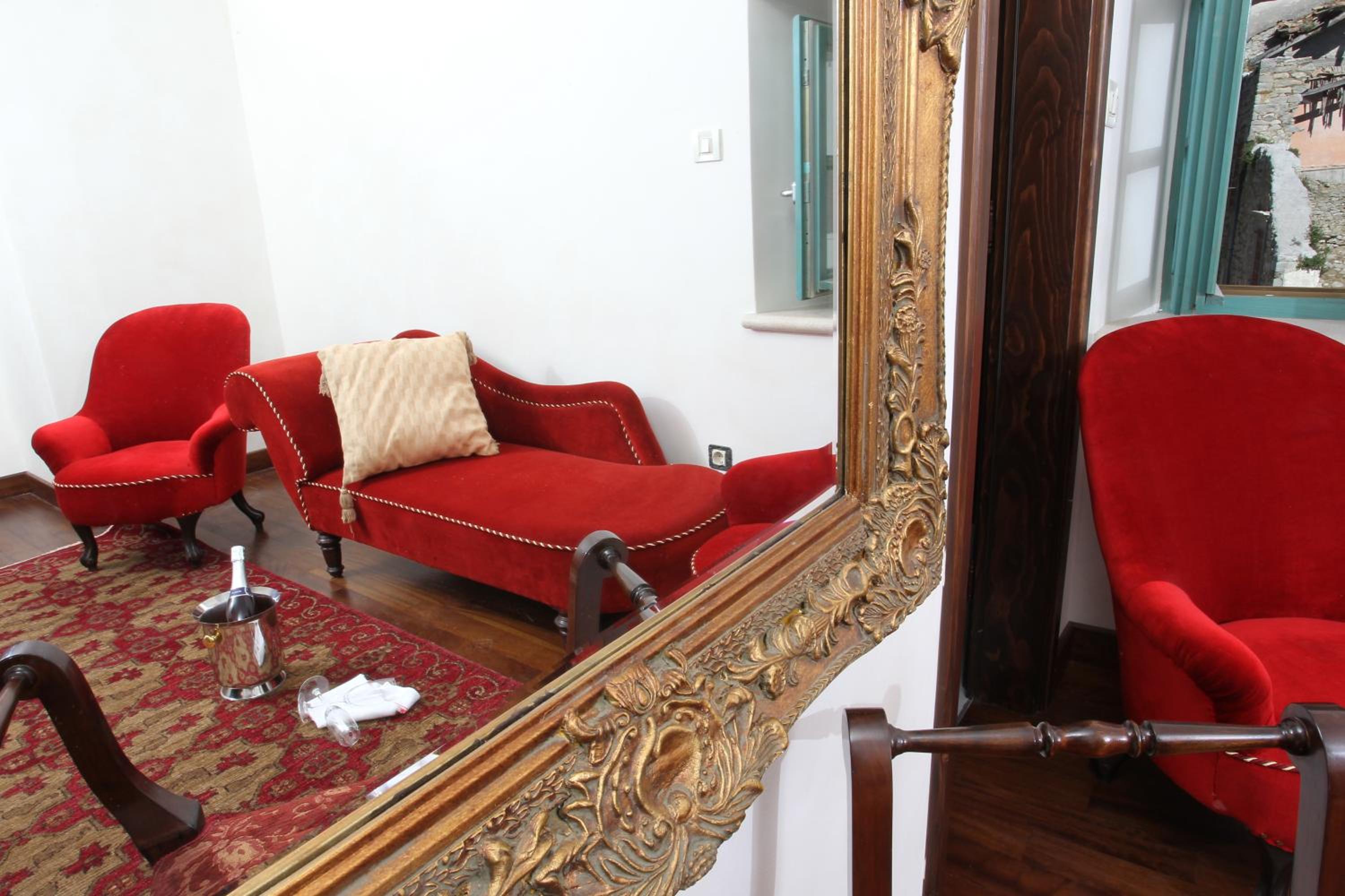 Superior Double or Twin Room - Photo 6