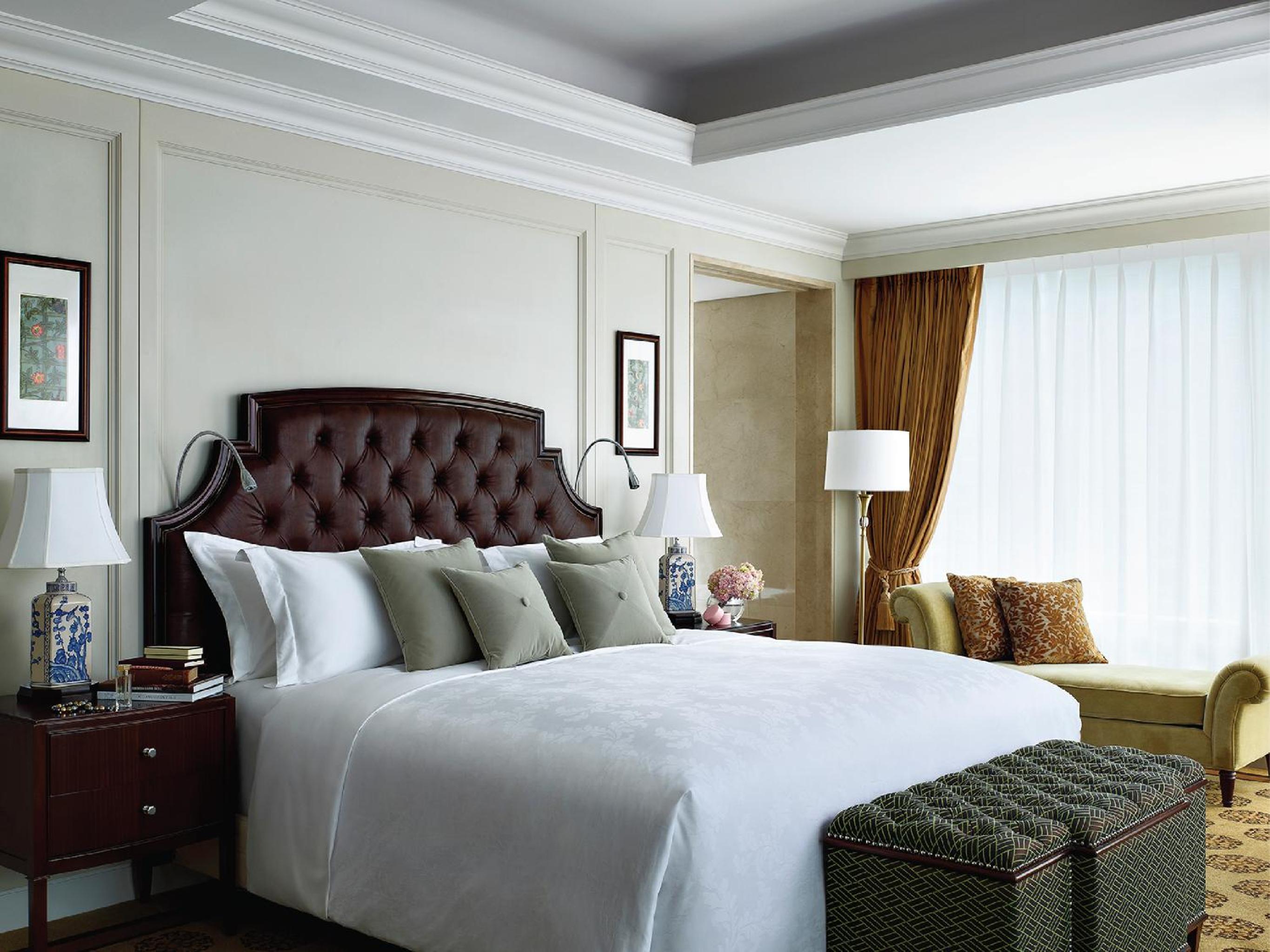 Club Executive Suite - Photo 3