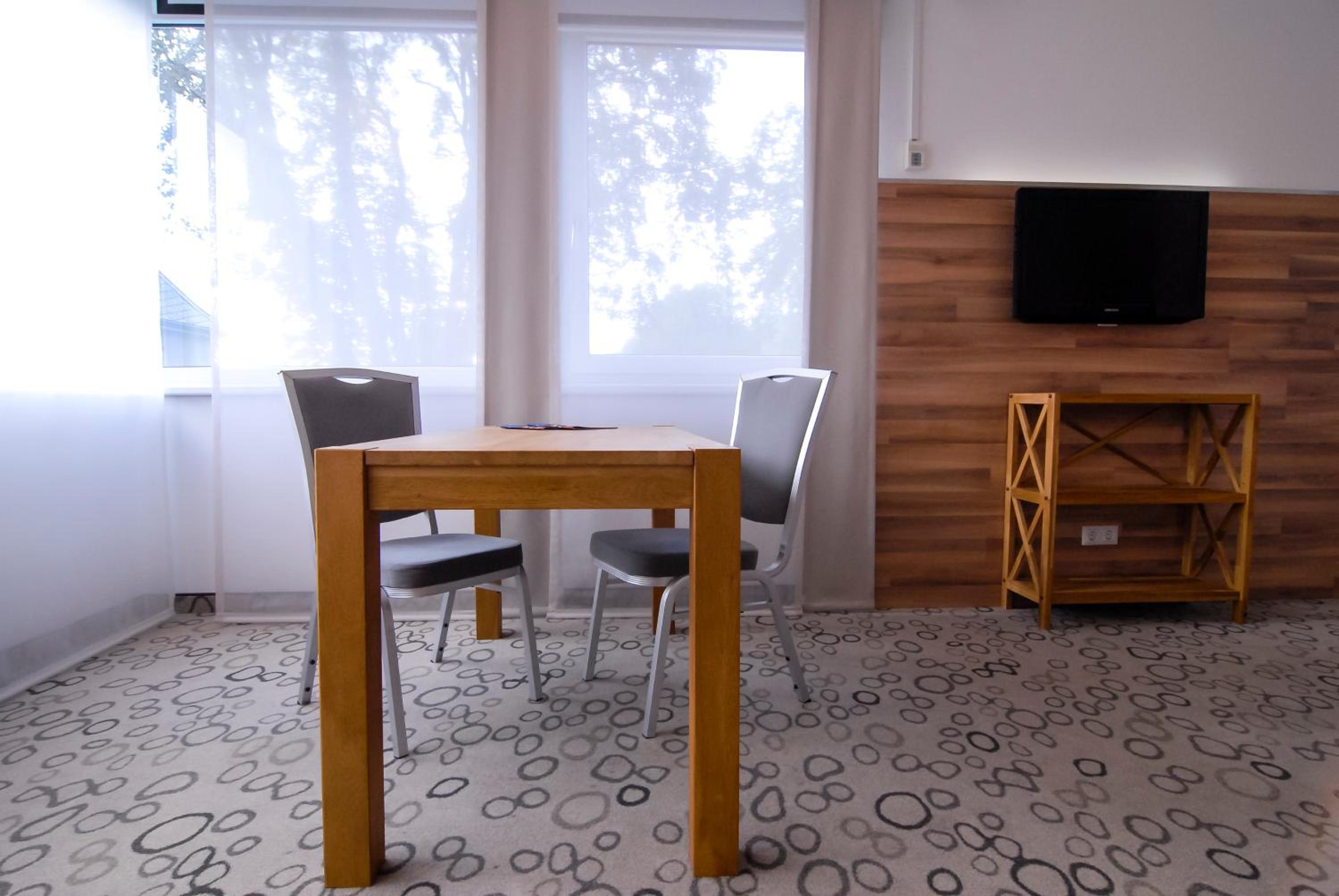 Business Apartment - Photo 4