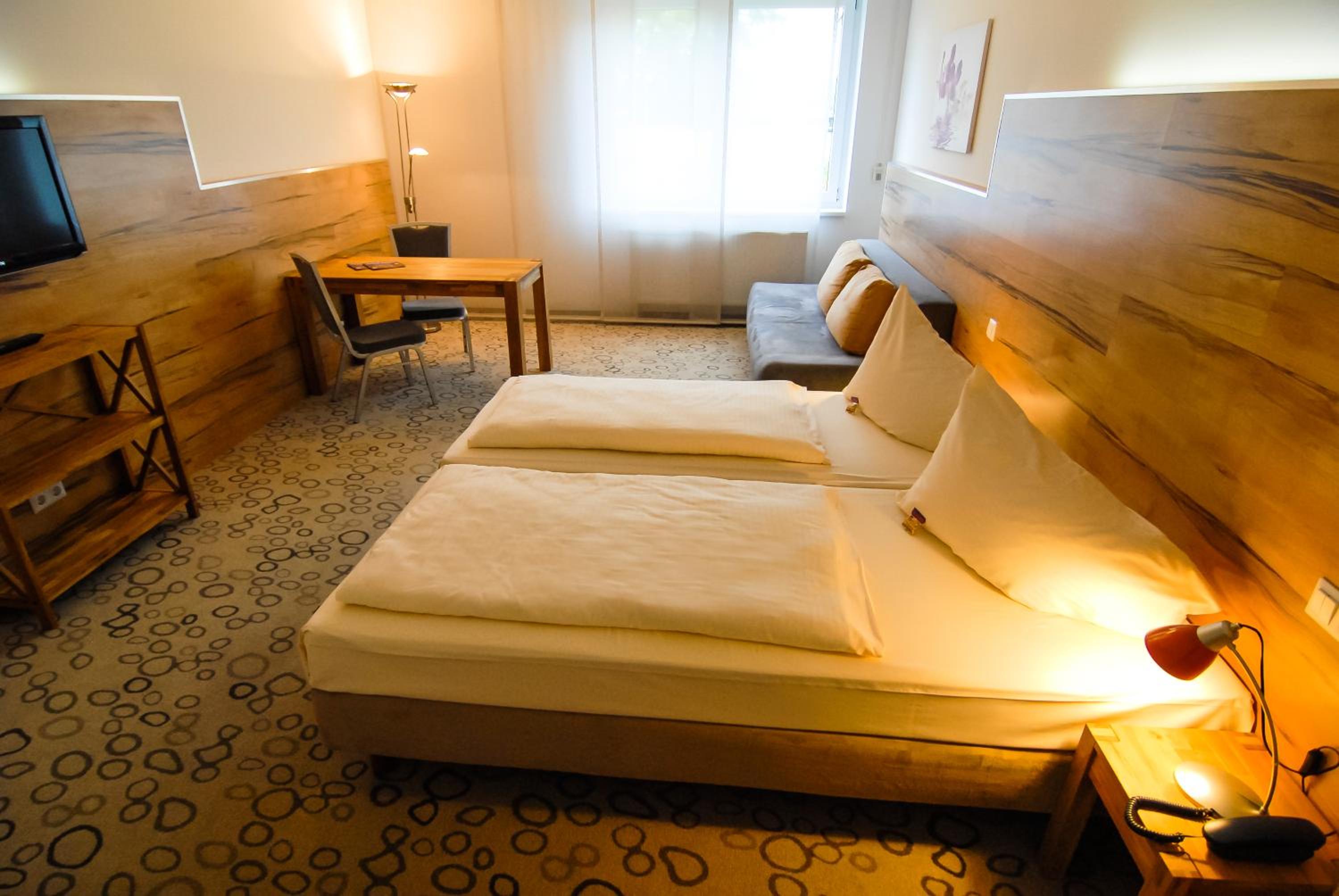 Business Apartment - Photo 8