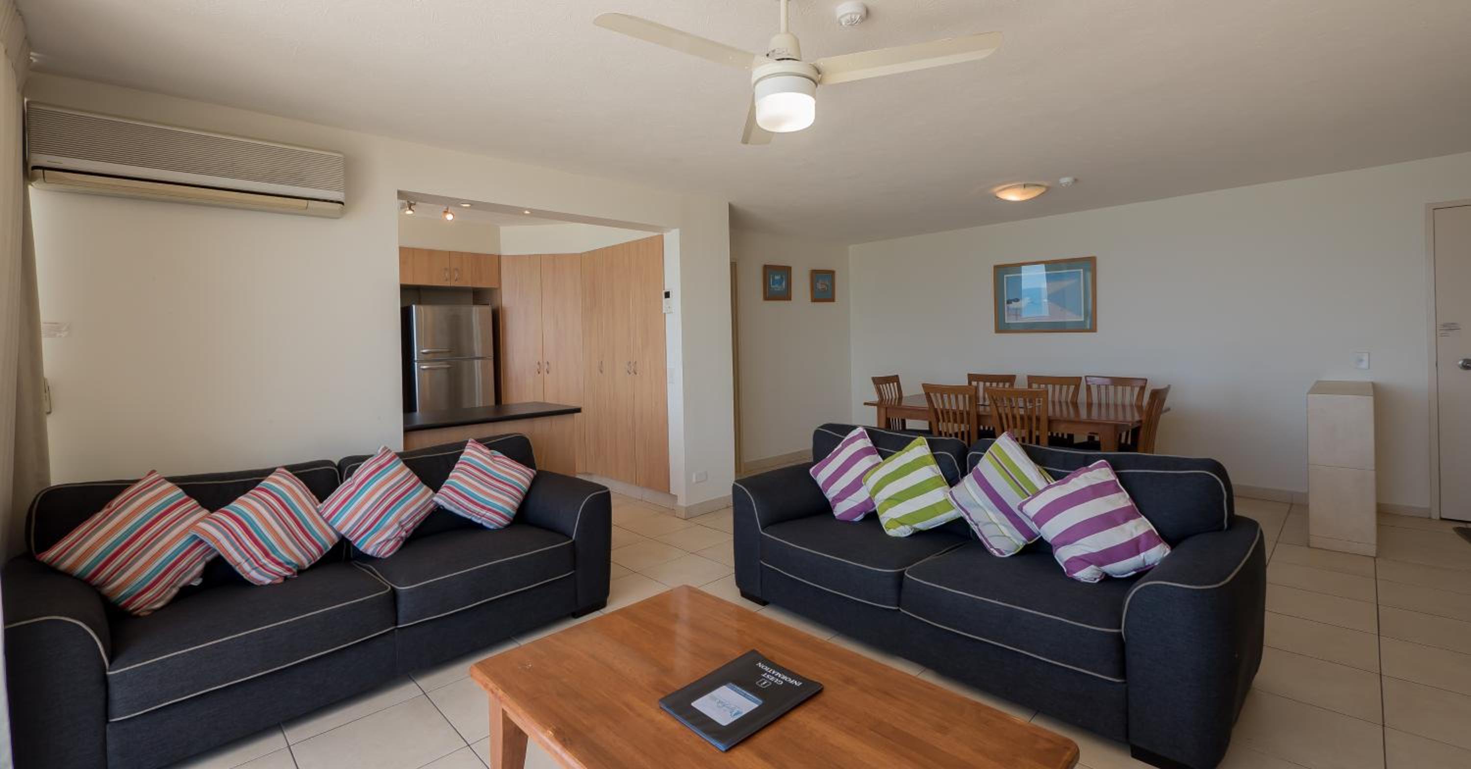 Three-Bedroom Ocean View Apartment - Photo 90