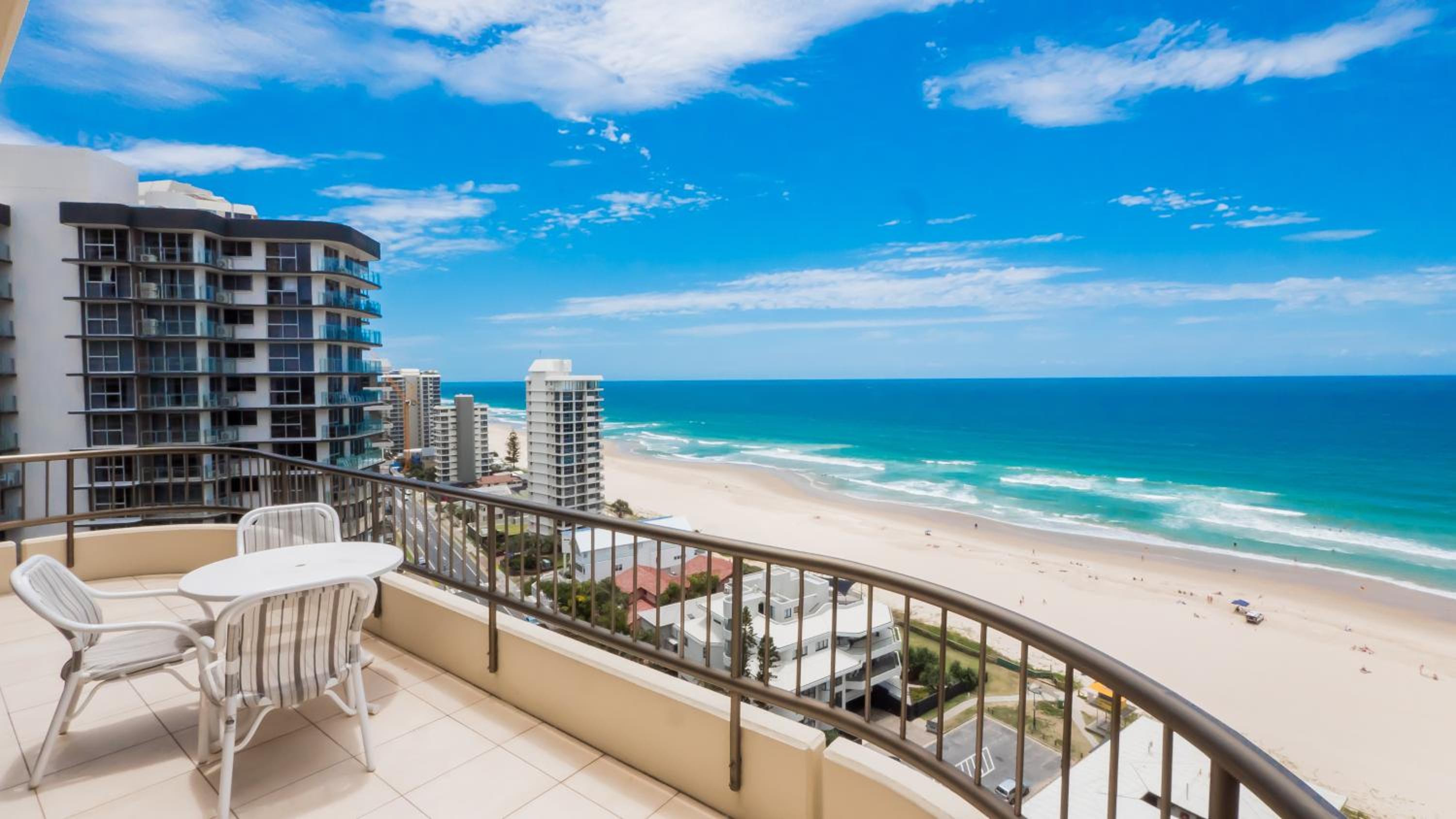 Three-Bedroom Ocean View Apartment - Photo 67