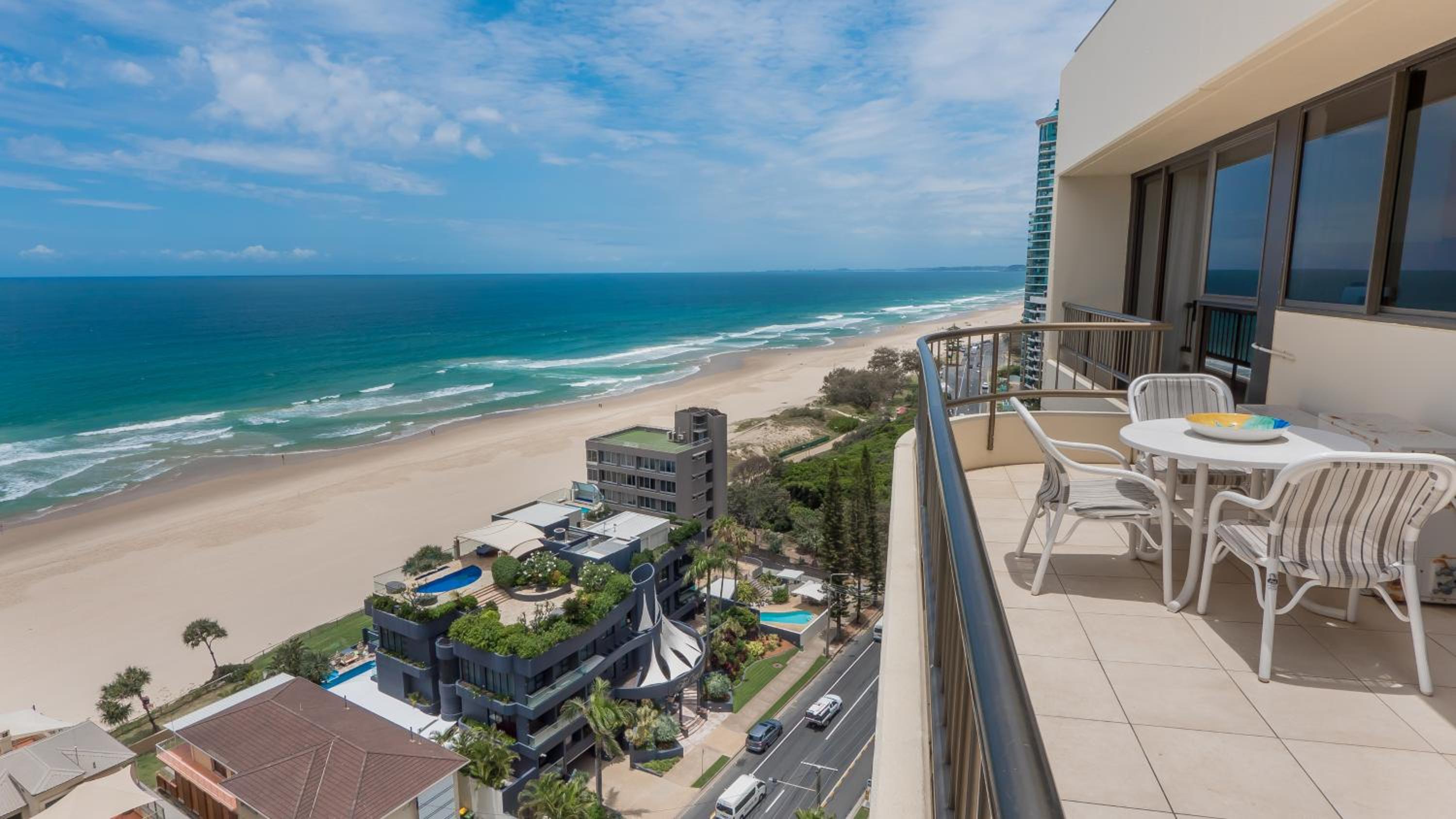 Three-Bedroom Ocean View Apartment - Photo 66
