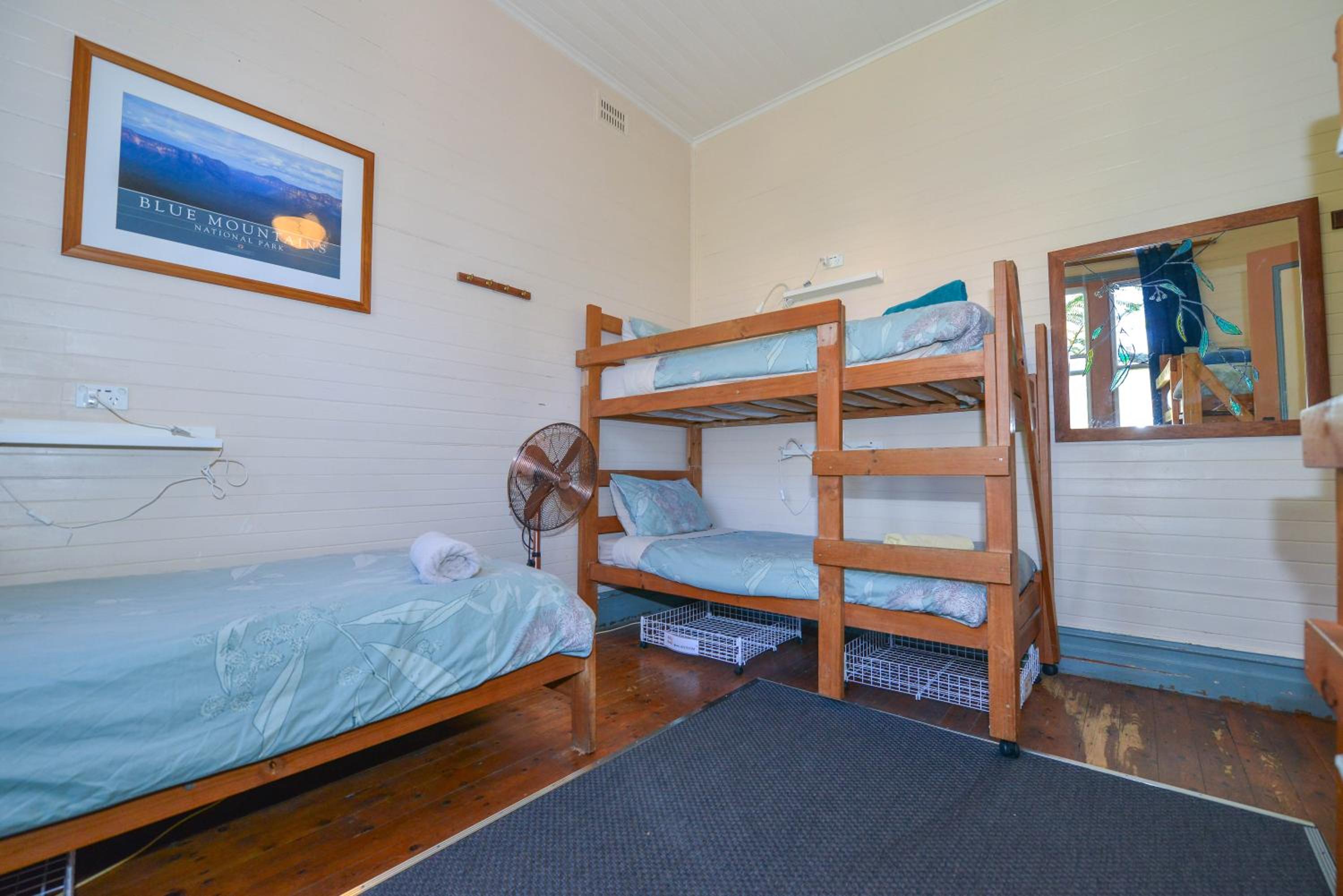 Mixed Dormitory Room photo 3